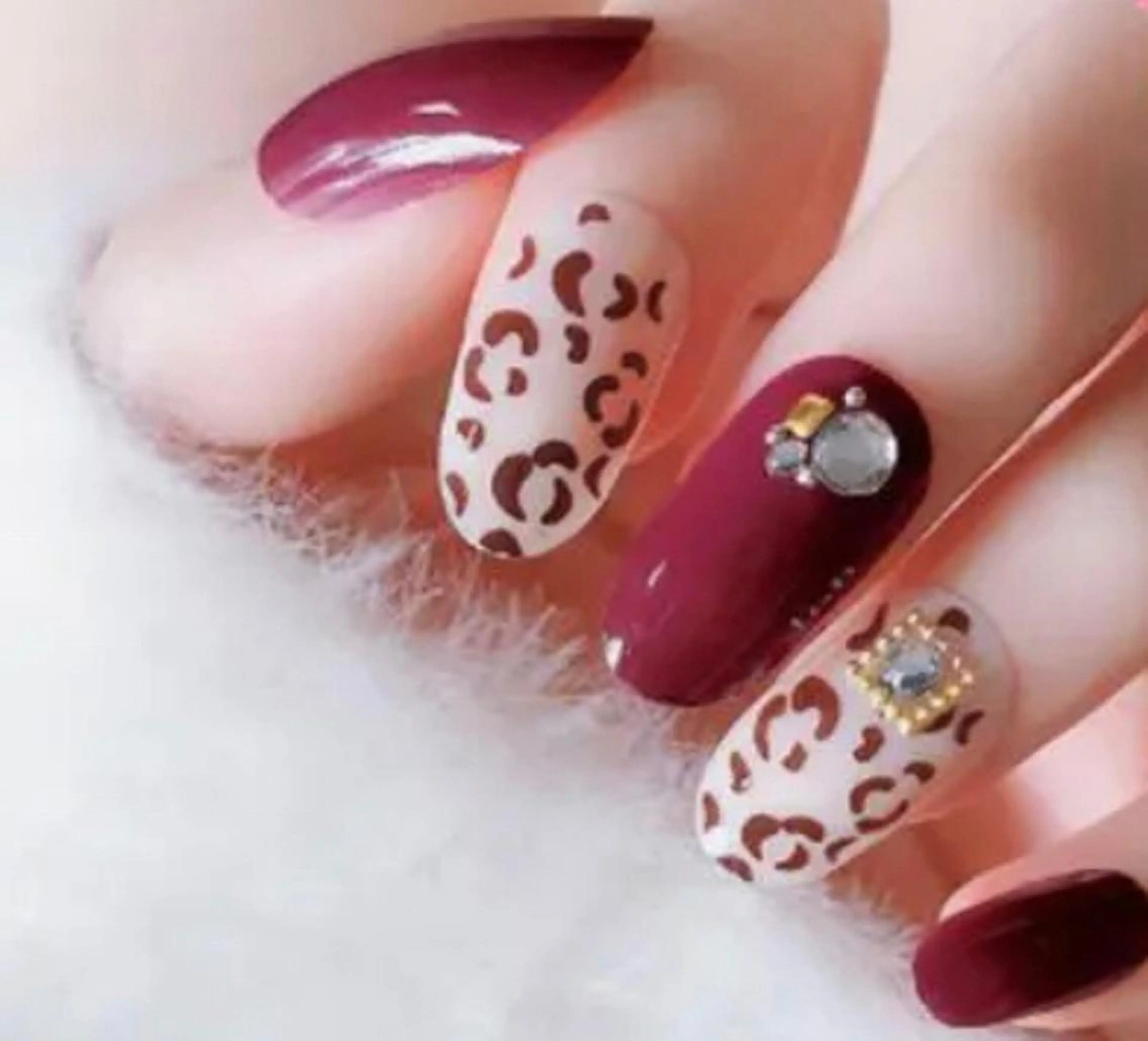 ネイル ハンドネイル ゲン レイカのネイルデザイン