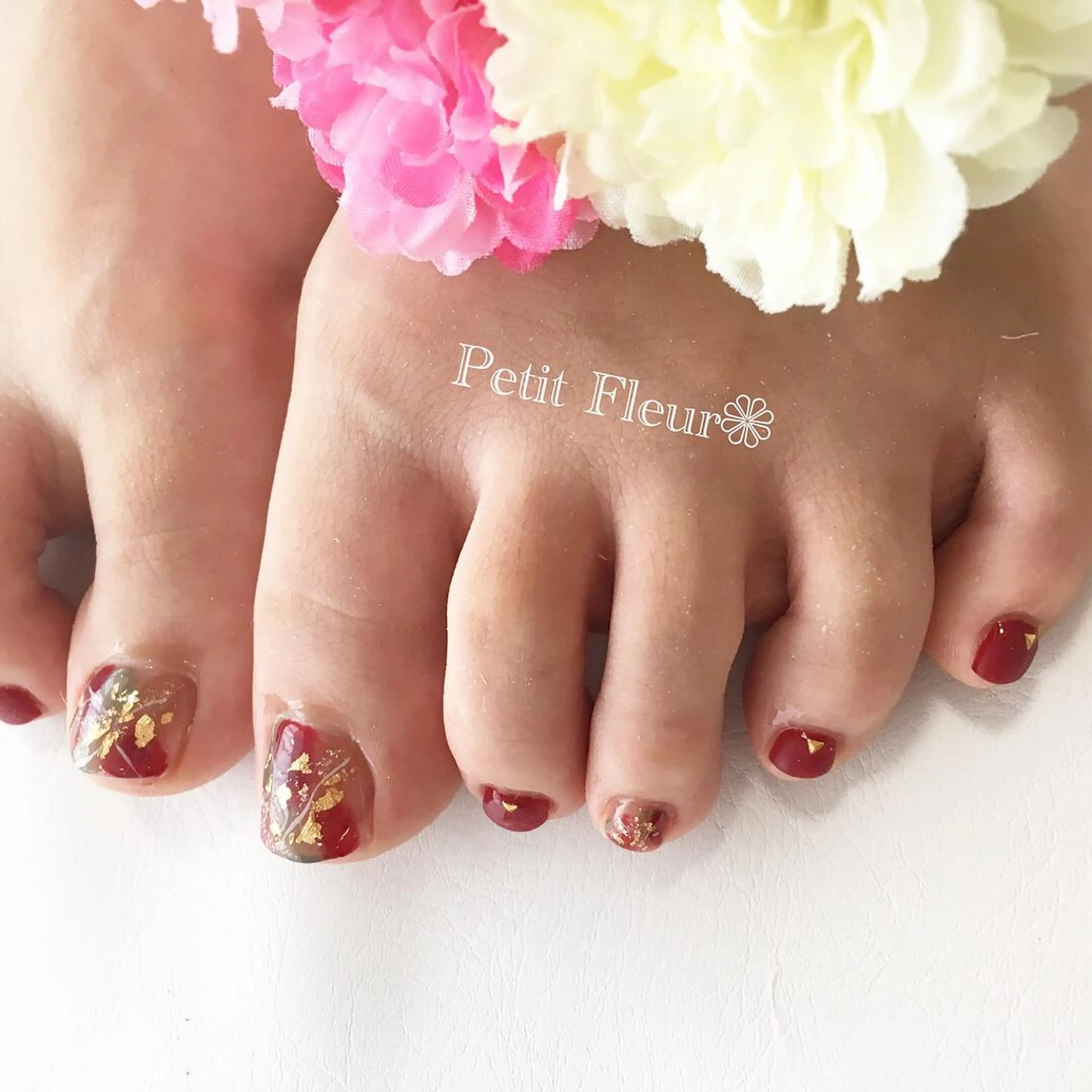 ネイル ボルドー マットネイル ニュアンスネイル Petit Fleur所属・青柳 亜梨奈のマツエク・マツパデザイン