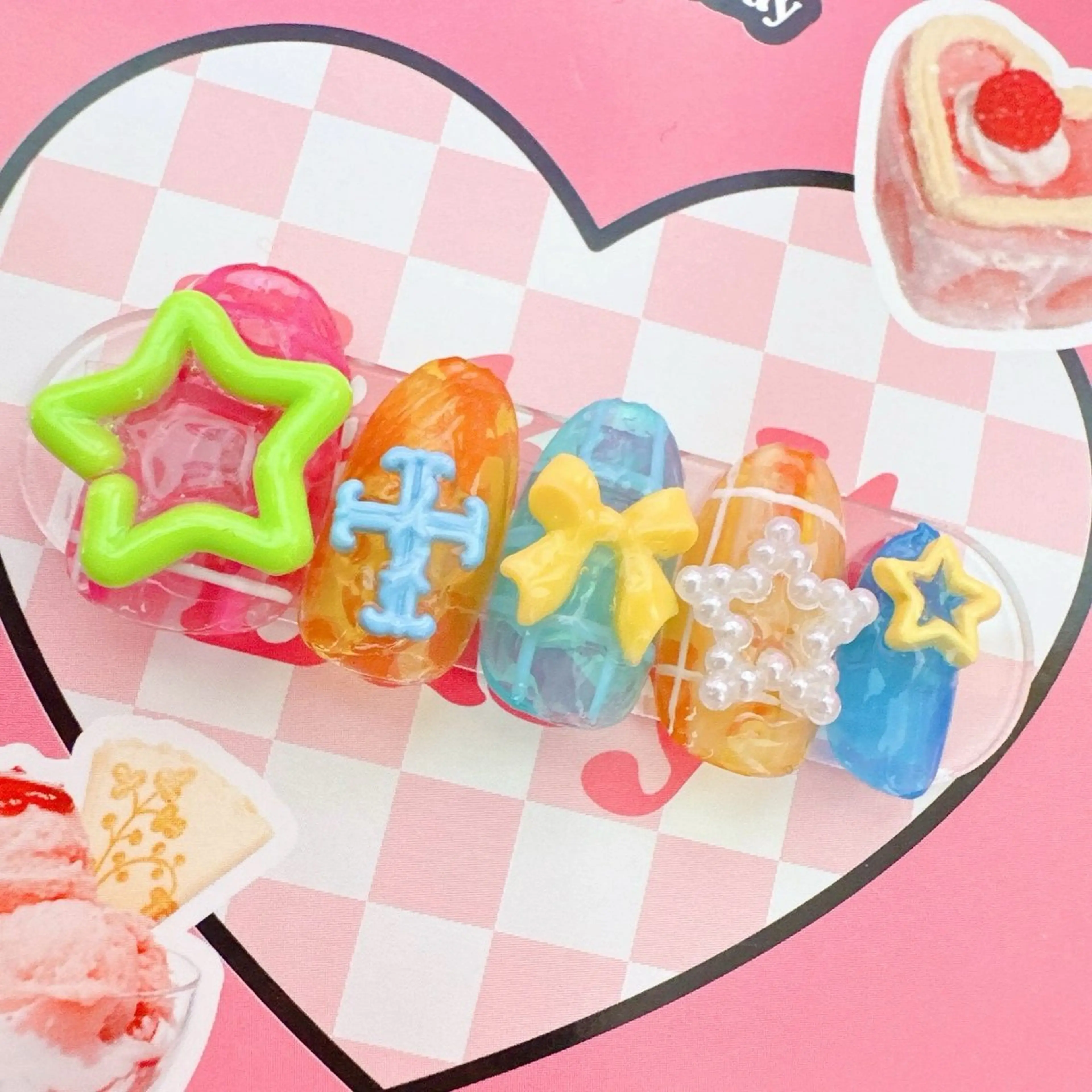 ネイル ハンドネイル MignonReve ♡EIMI🌈のネイルデザイン