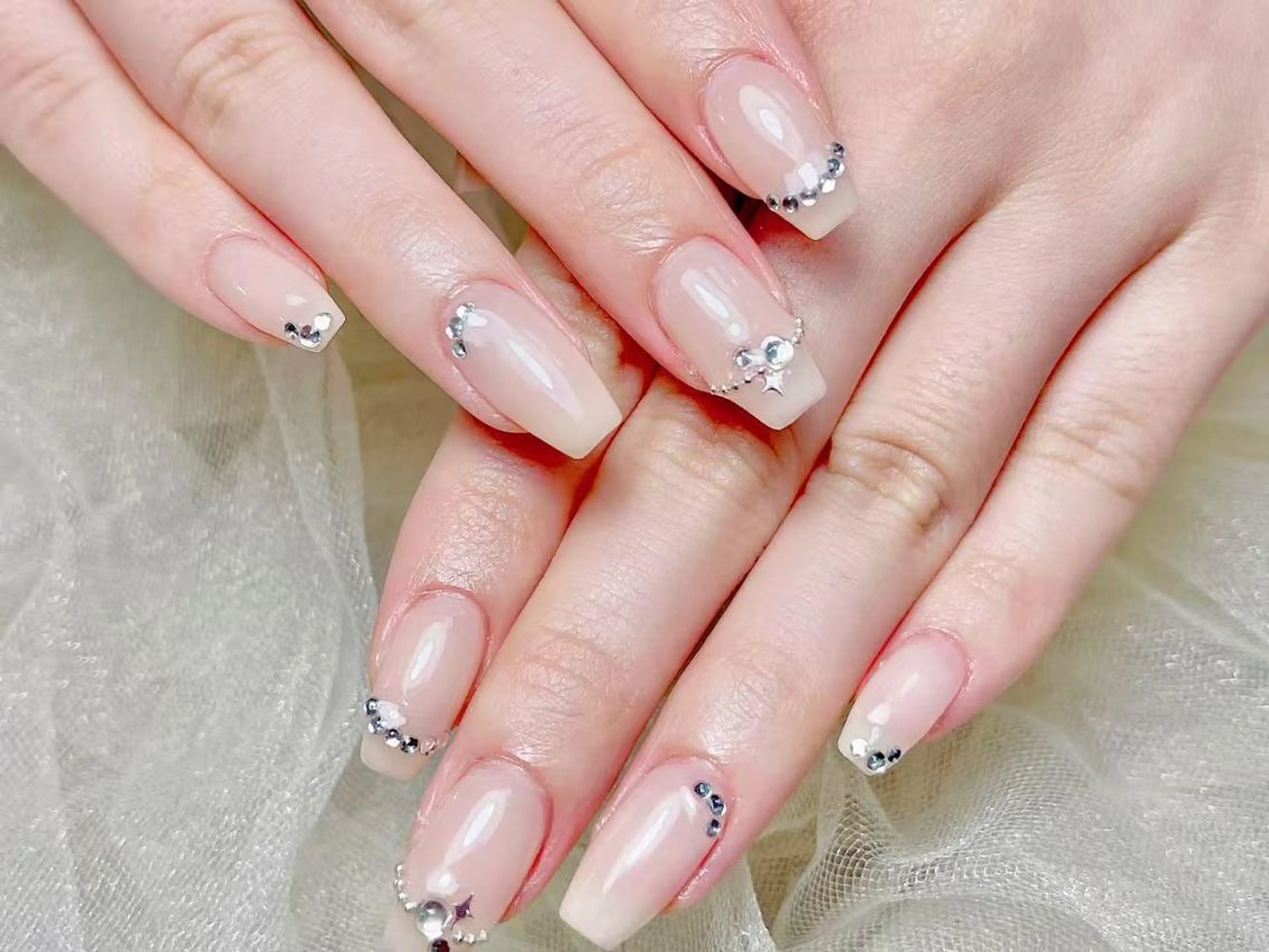 ネイル アートネイル オーロラネイル チークネイル 成人式 長さ出し ナユキNA.YUKI 渋谷店のネイルデザイン