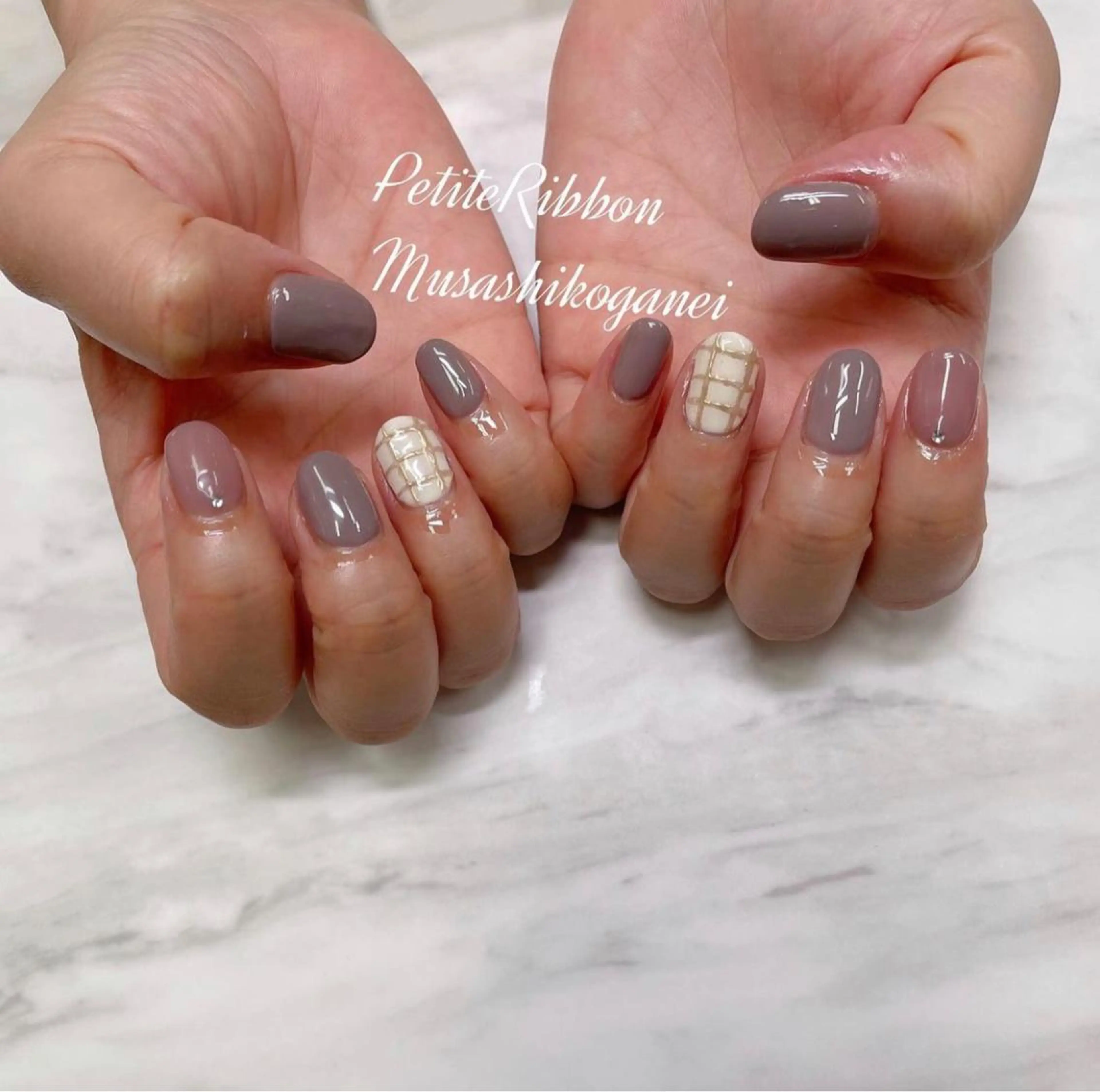 ネイル ハンドネイル ネイルPetit Ribbonのネイルデザイン