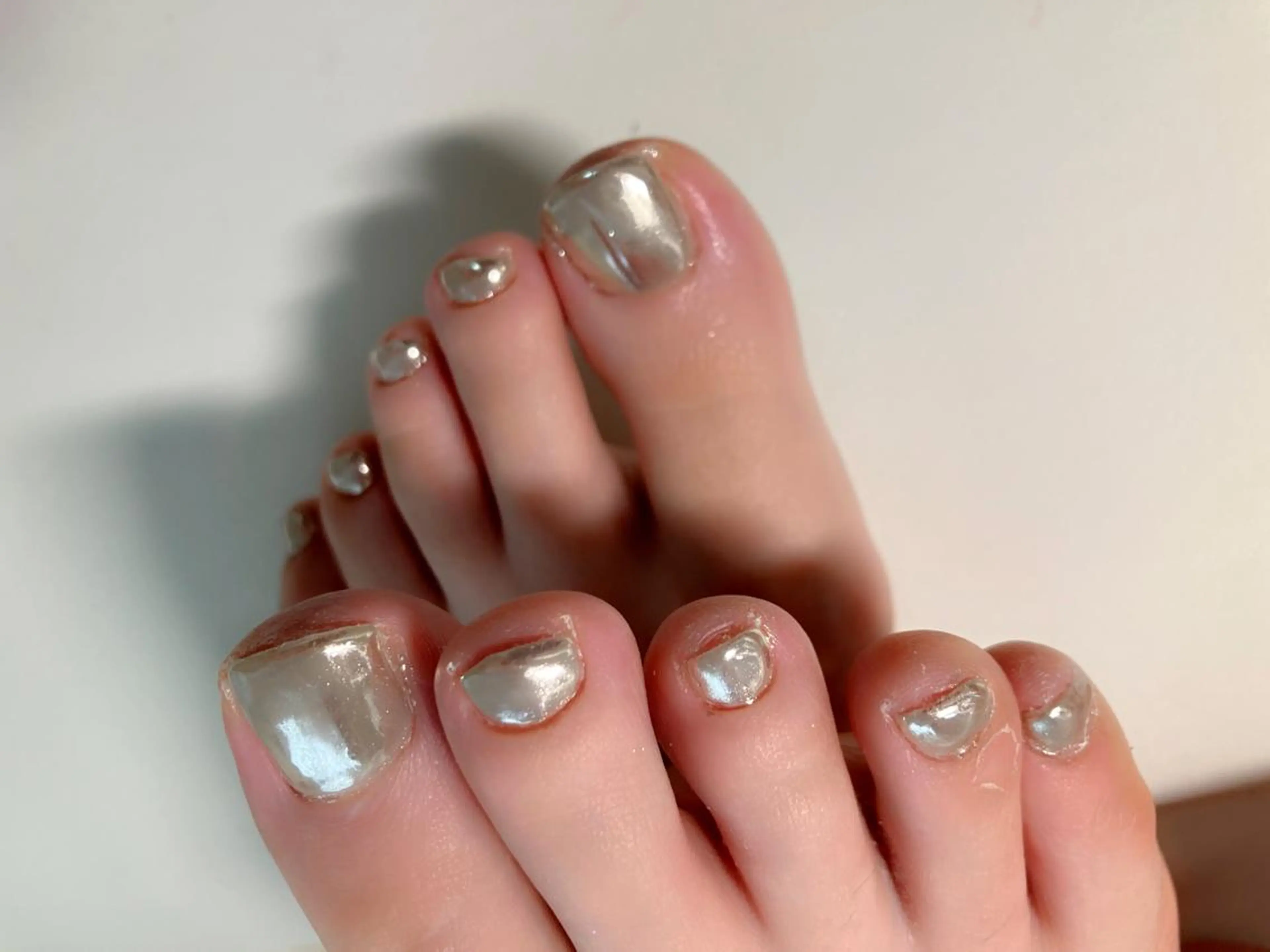 ネイル ミラーネイル シルバー komohana salon🌺のネイルデザイン