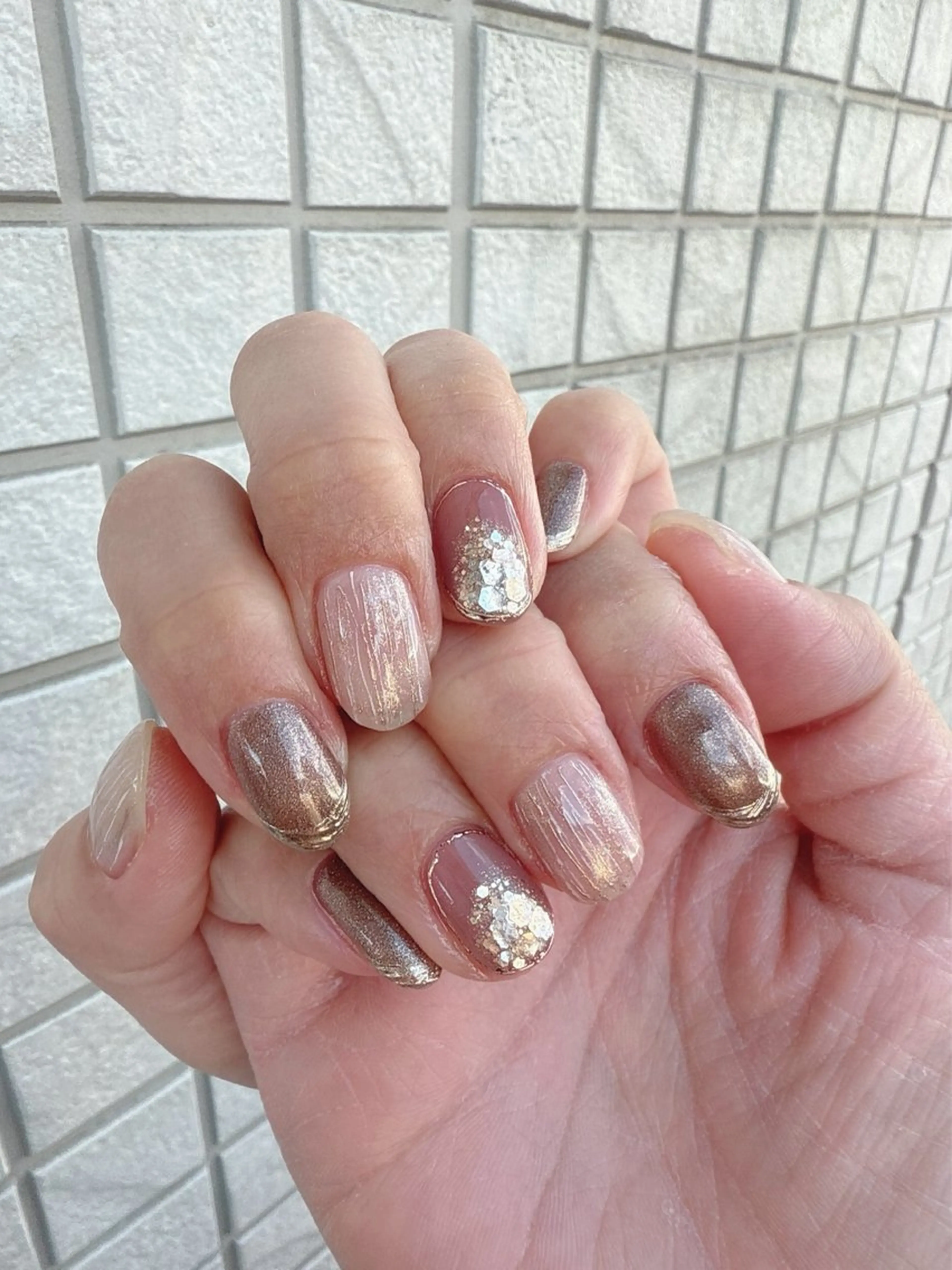 ネイル キラキラネイル ニュアンスネイル ハンドネイル amulet TOMOMIのネイルデザイン