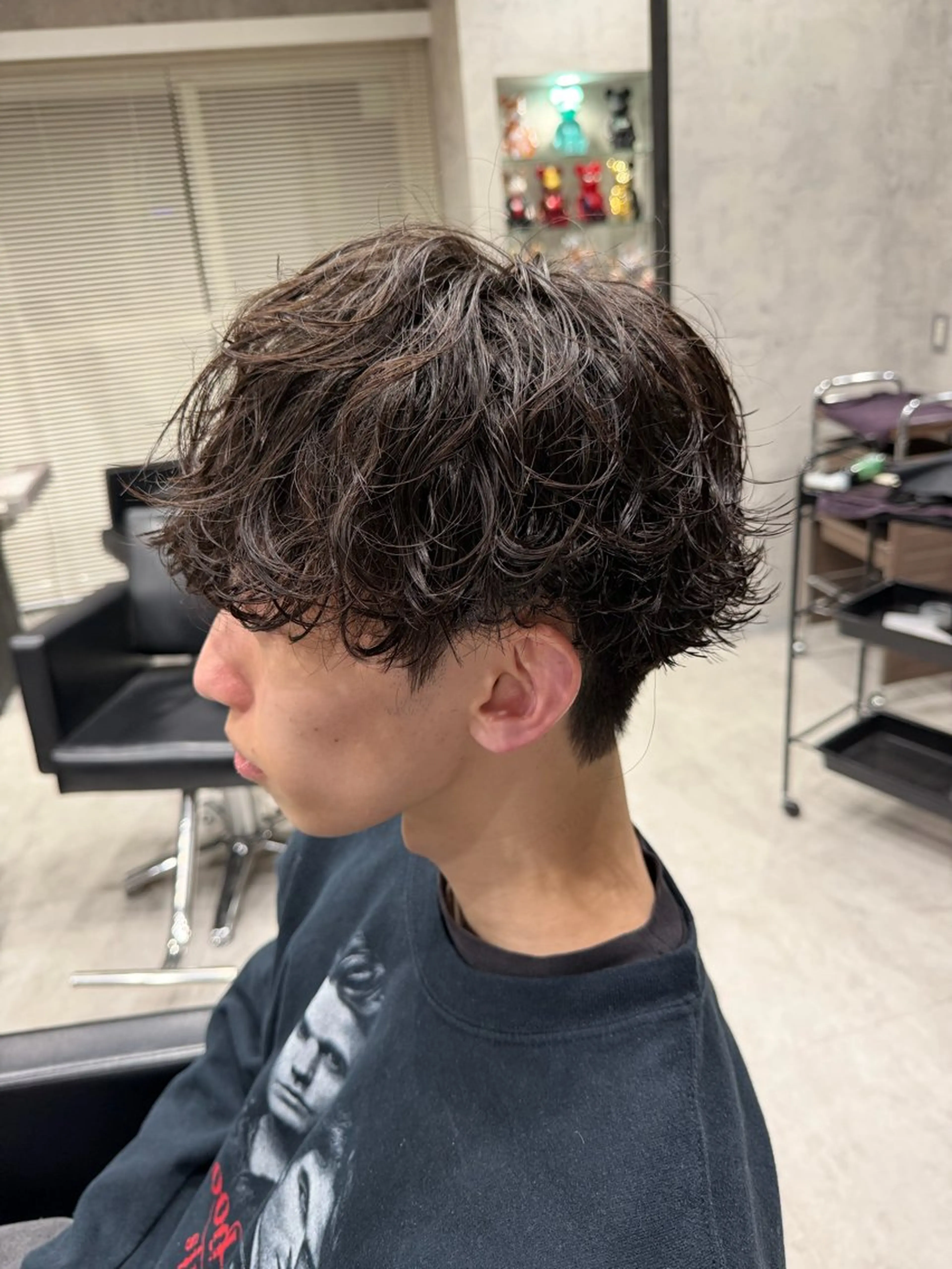 ショート パーマ メンズ メンズパーマ 波巻きパーマ カット パーマ ユウ🪄 パーマ指名No1のヘアスタイル