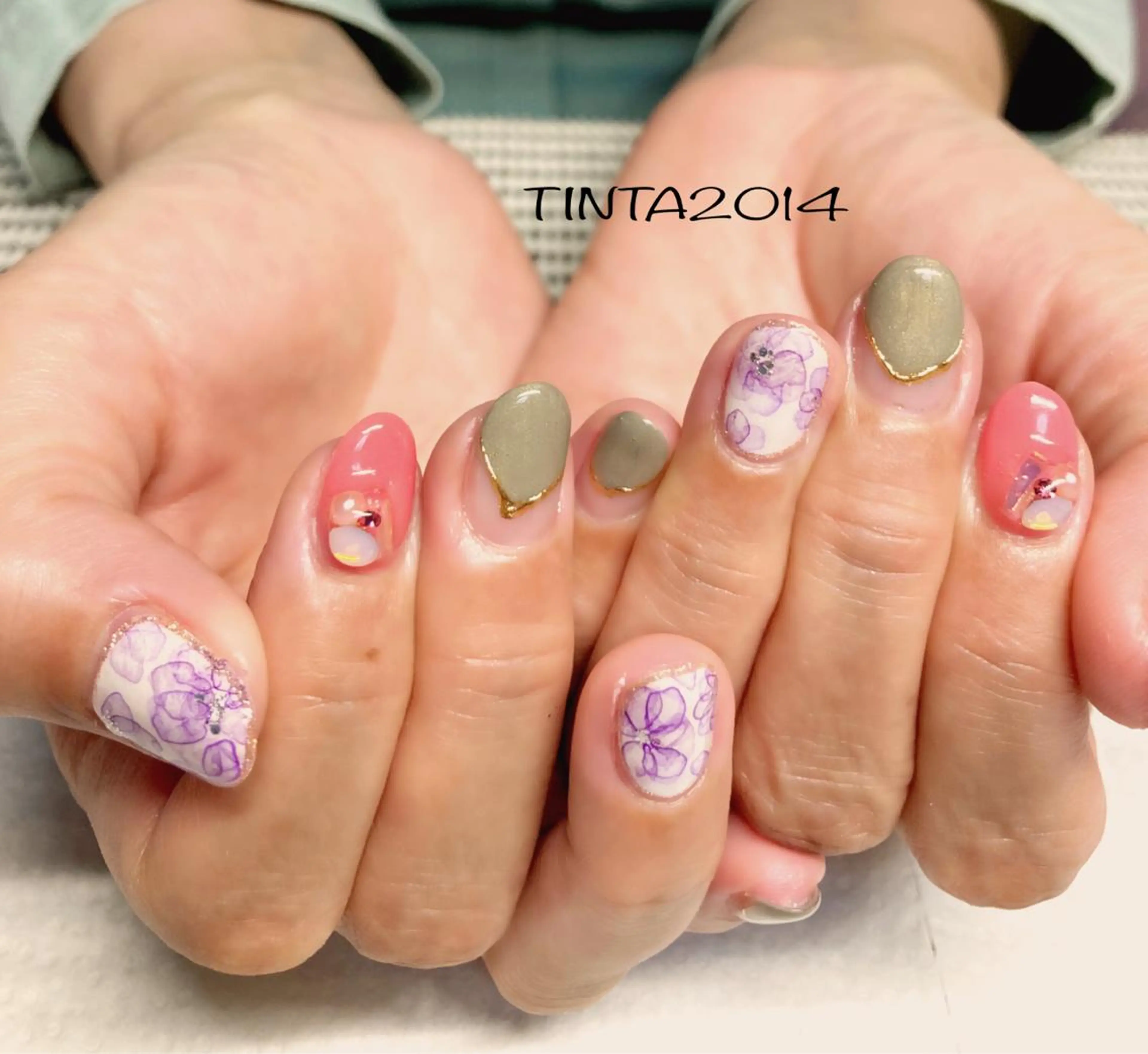 ネイル フラワーネイル ハンドネイル ネイルサロン ティンタ所属・馬場 典子のネイルデザイン