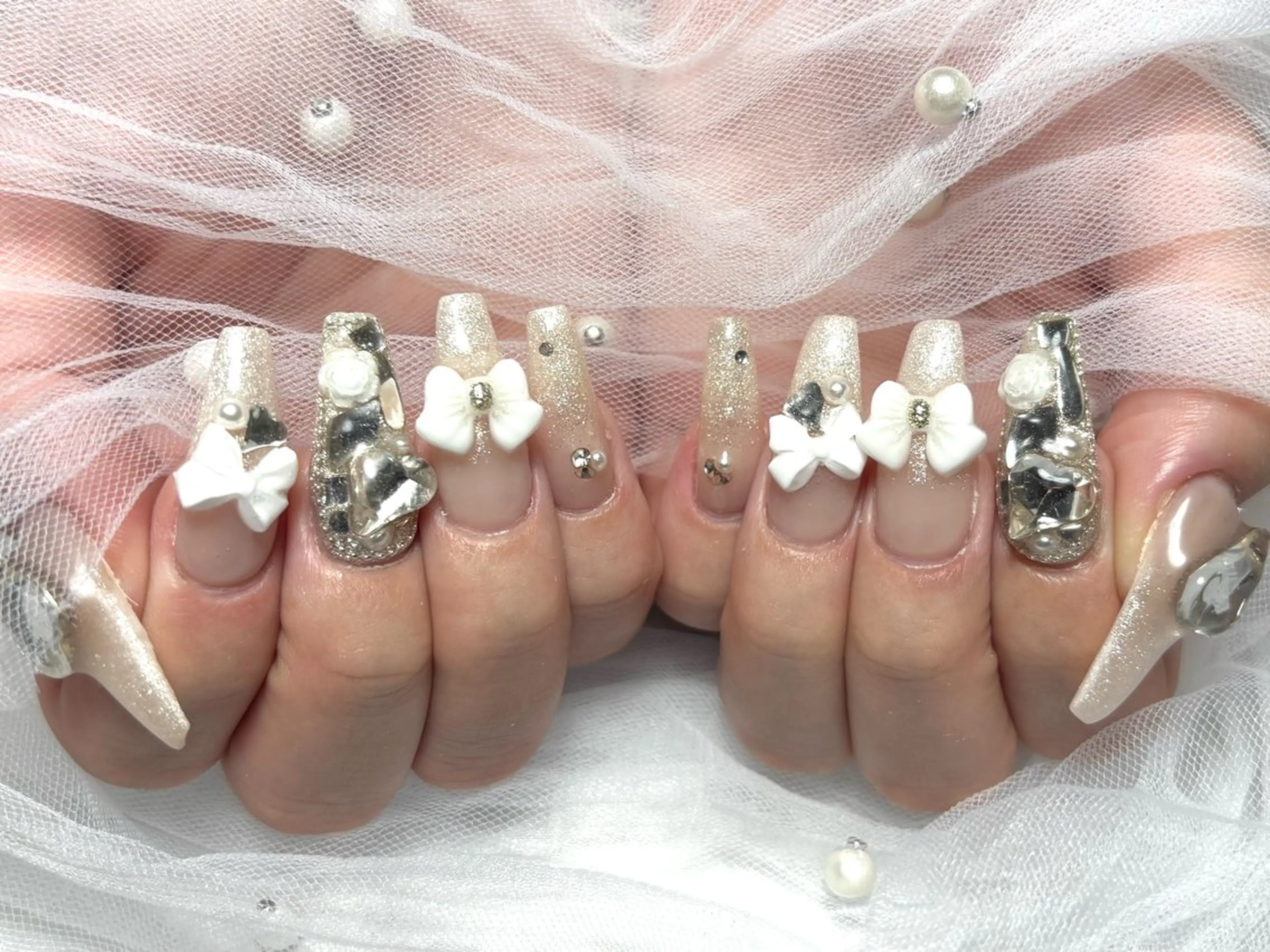 ネイル Roi〈ロワ〉 Akariのネイルデザイン