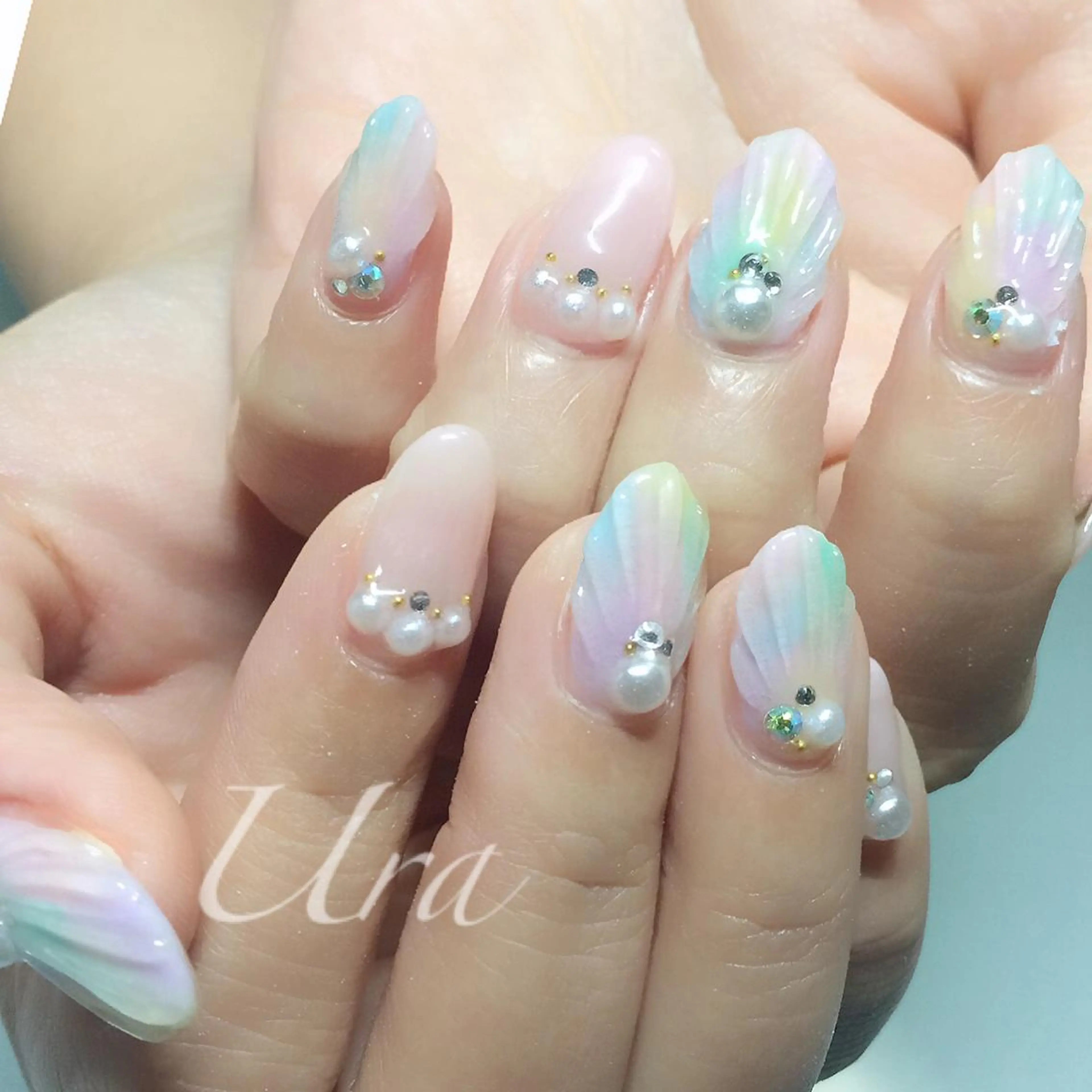 ネイル UrakoNail 《nail》のネイルデザイン