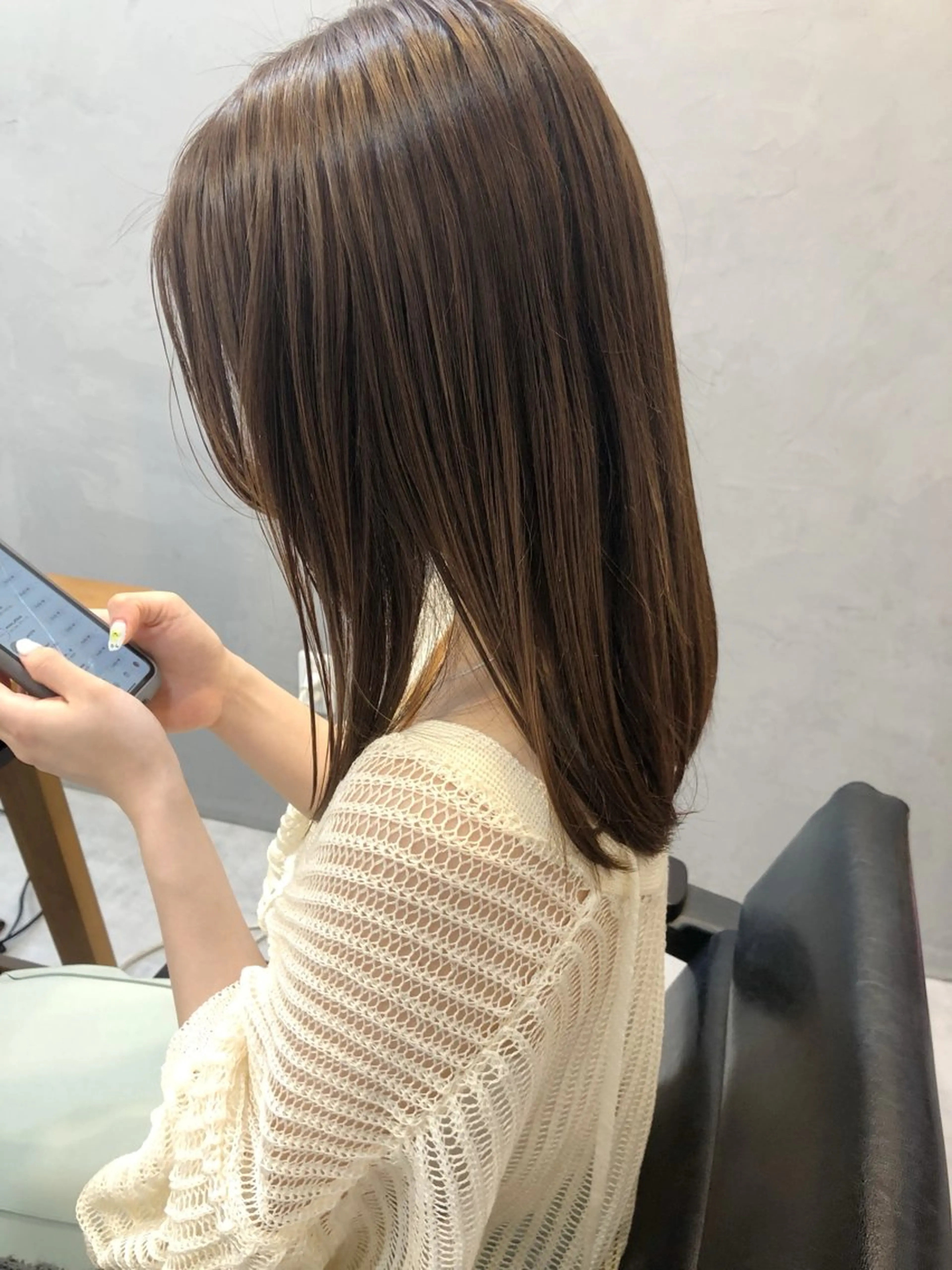 ミディアム カラー 長井 美佳のヘアスタイル