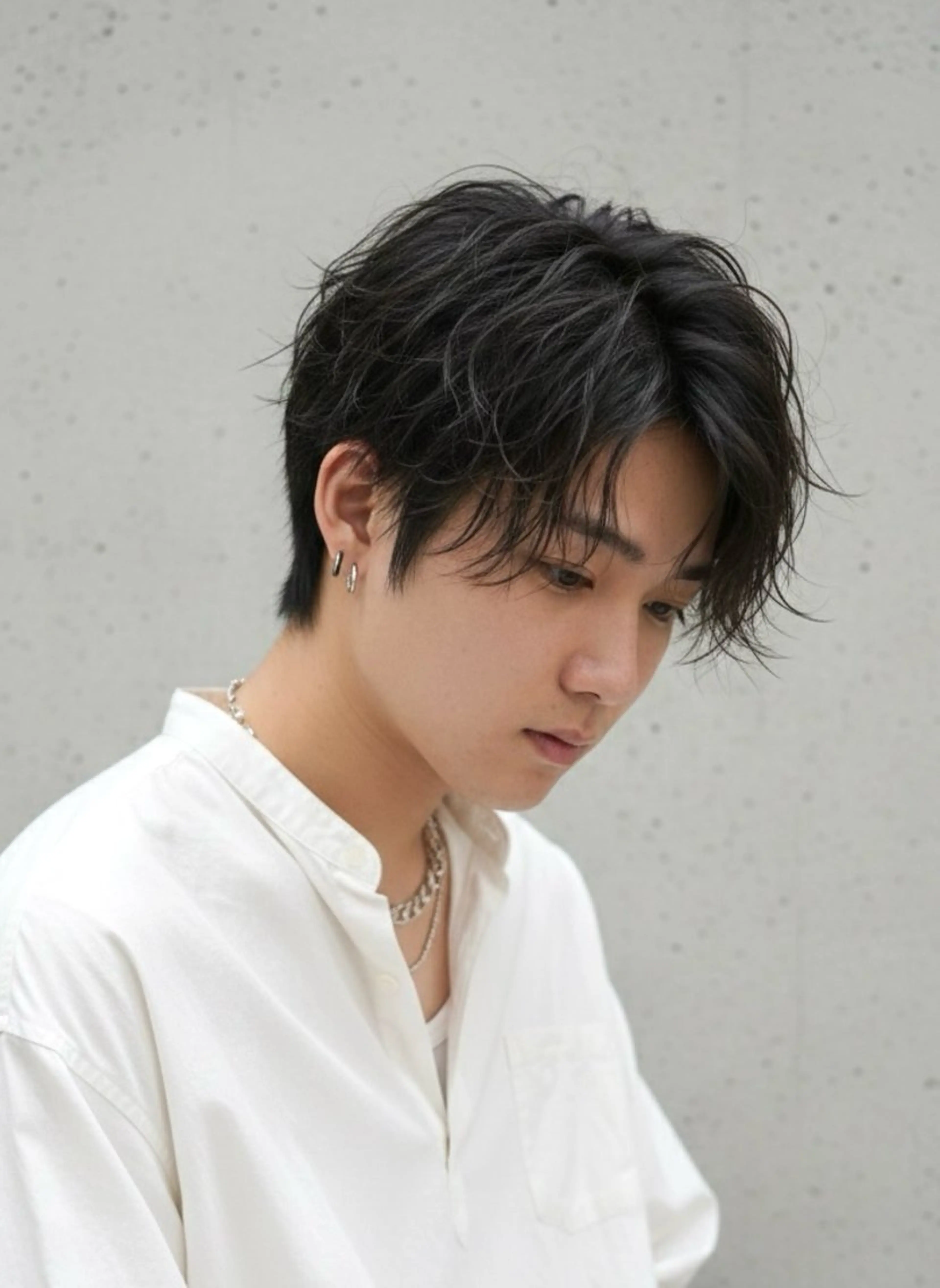 ショート パーマ メンズ センターパート メンズパーマ ツーブロック カット パーマ 大人メンズパーマ /石川瑠青のヘアスタイル