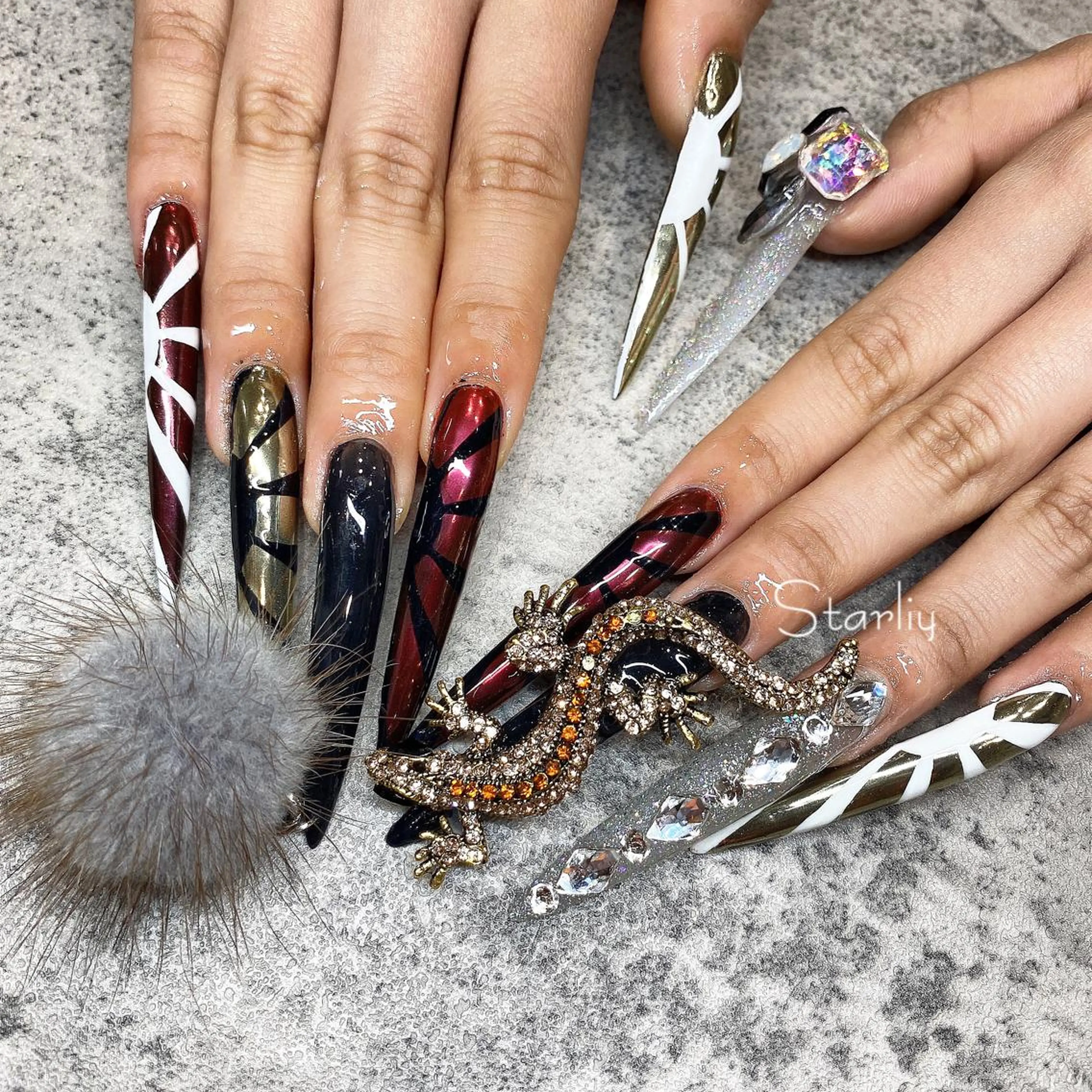 ネイル Starliy所属・~Starliy~ 三重県津市のネイルデザイン