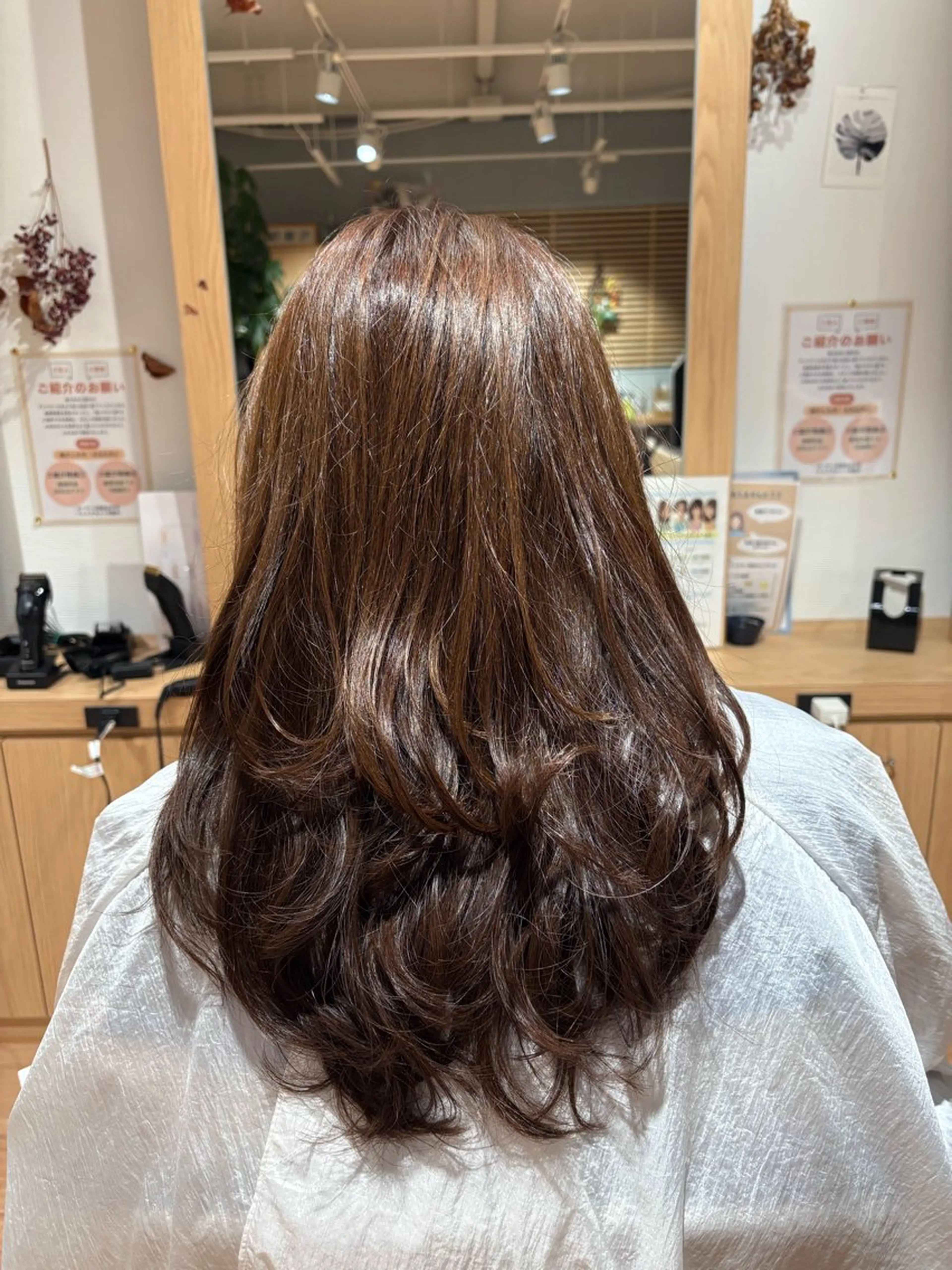 ロング カラー カット ヘアカラー ヘアーアンベリール ことねのヘアスタイル