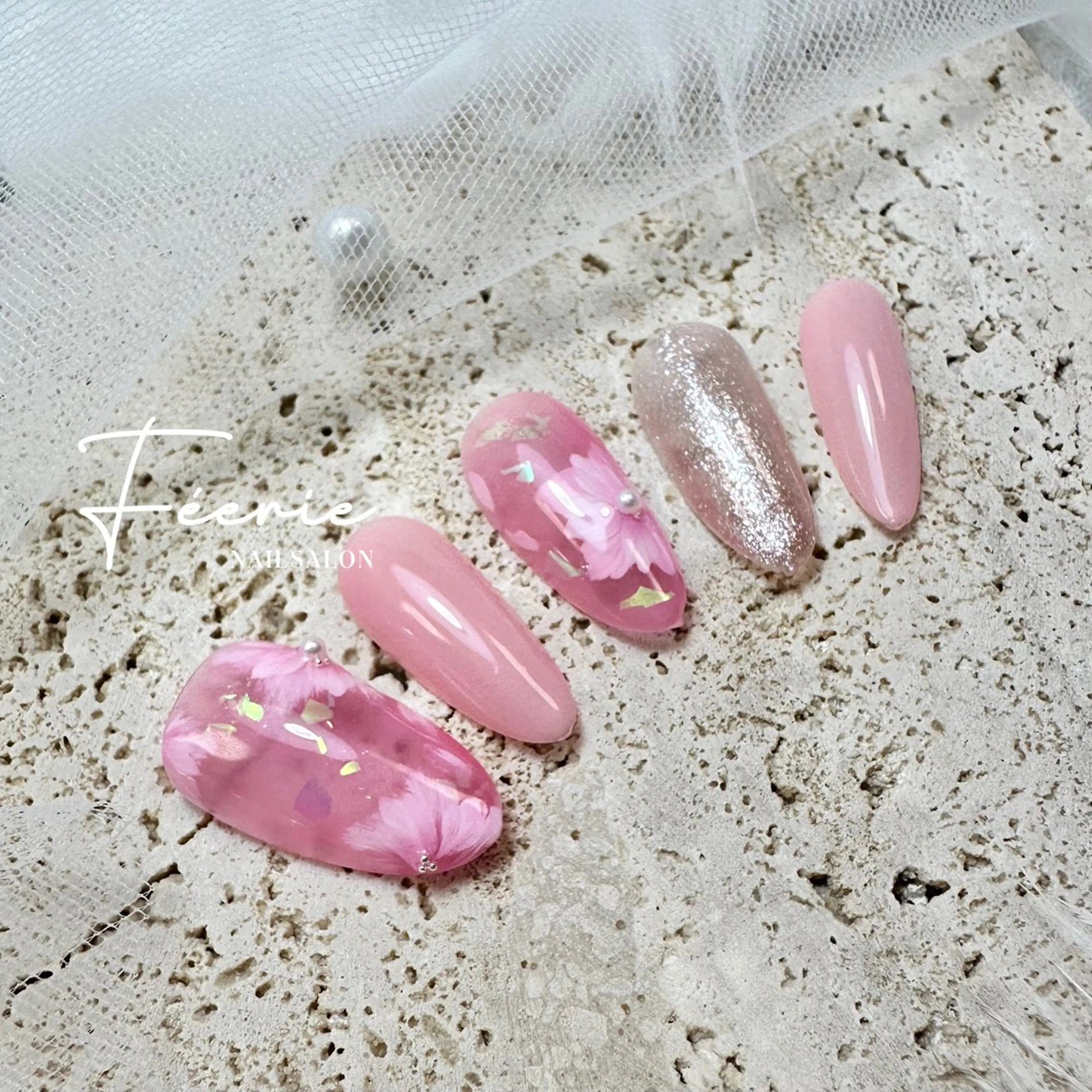 ネイル 桜ネイル ハンドネイル ハンドケア nail salon Feerieのネイルデザイン