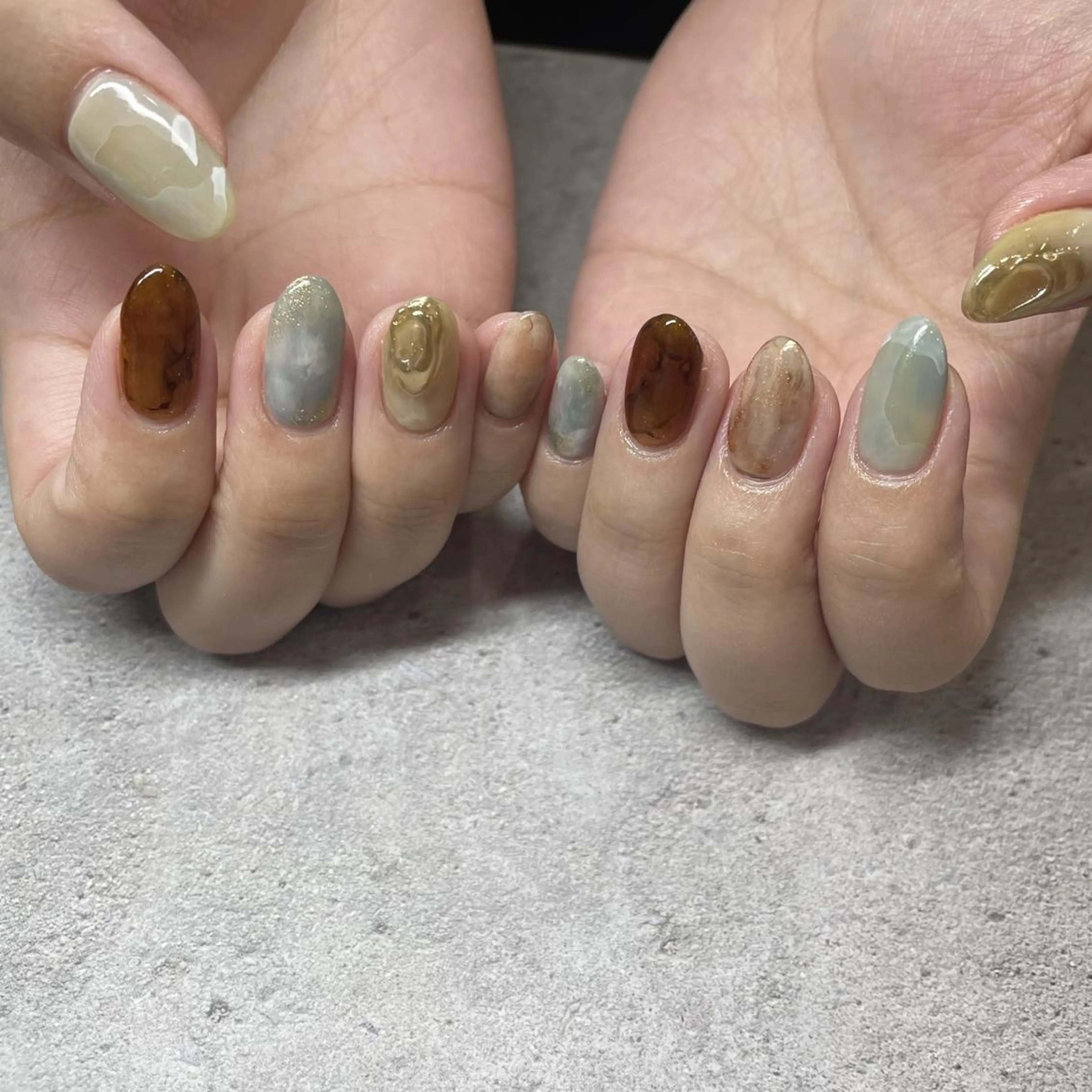 ネイル ハンドネイル フットネイル p.o.n. nuance/個性的のネイルデザイン