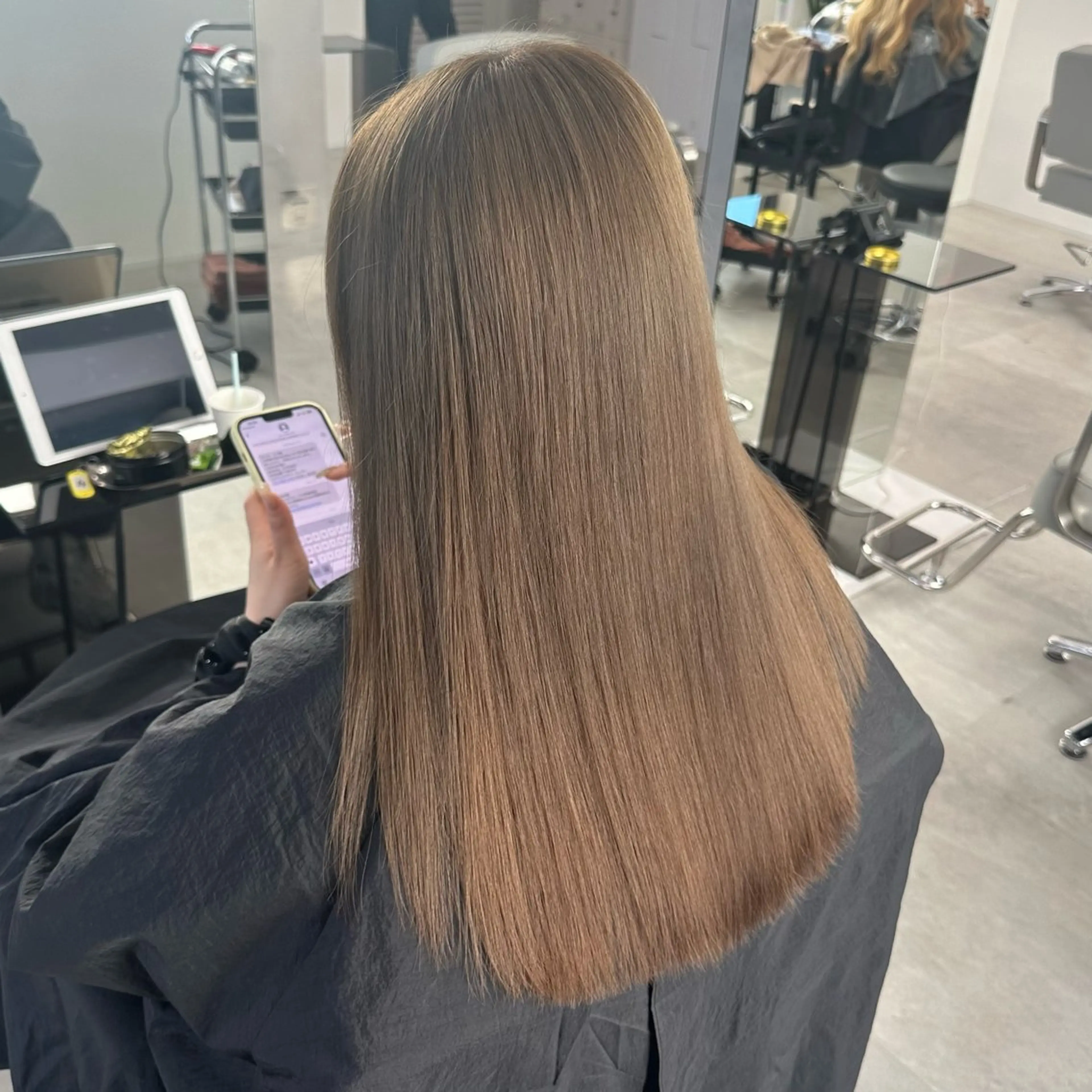 セミロング ヘアカラー トリートメント REAL 心斎橋所属・ブリーチ/ベージュ /ピンク🦋ナツミのヘアスタイル