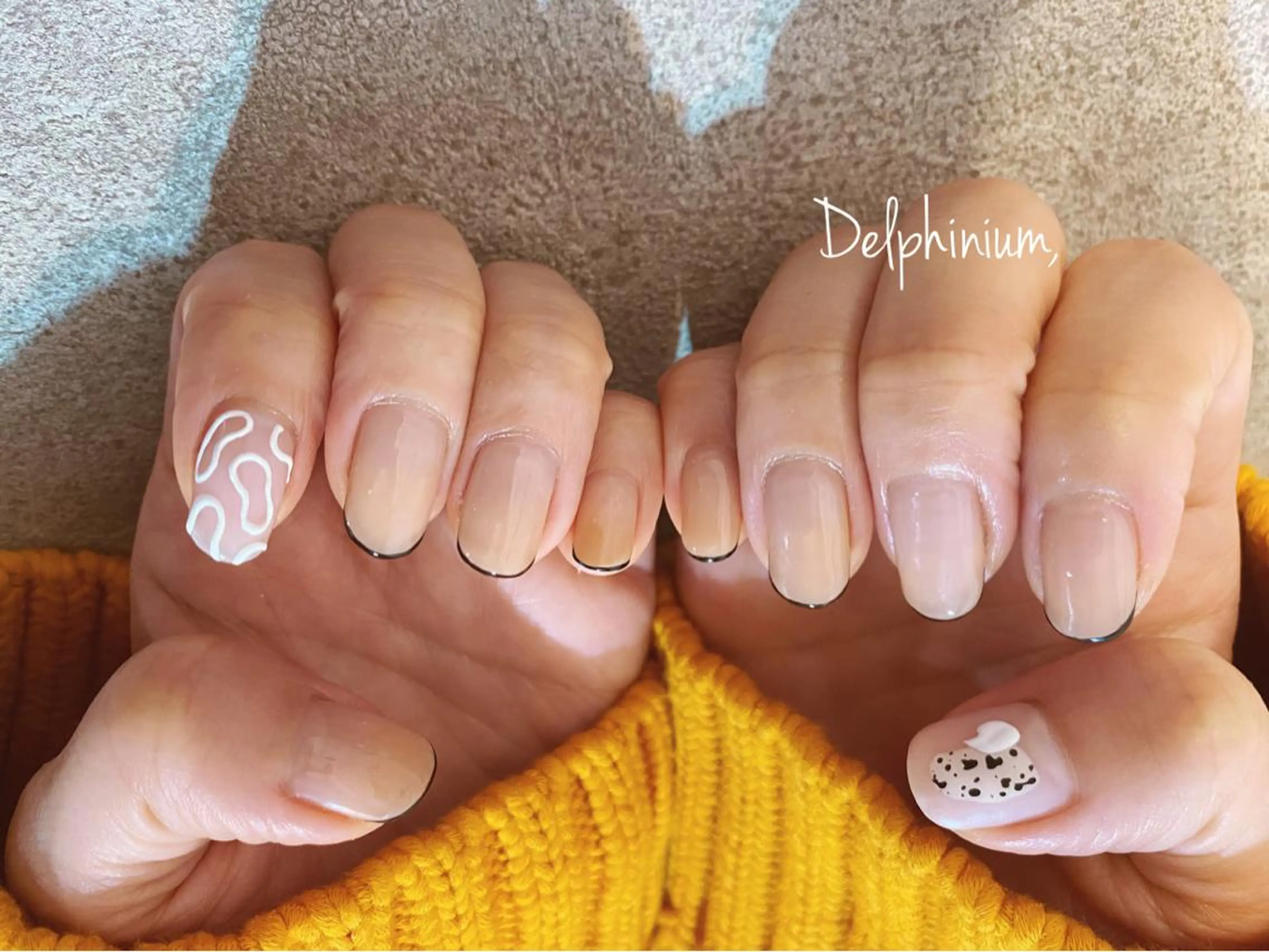 ネイル アートネイル ホワイト ハンドネイル 岡本 友恵のネイルデザイン