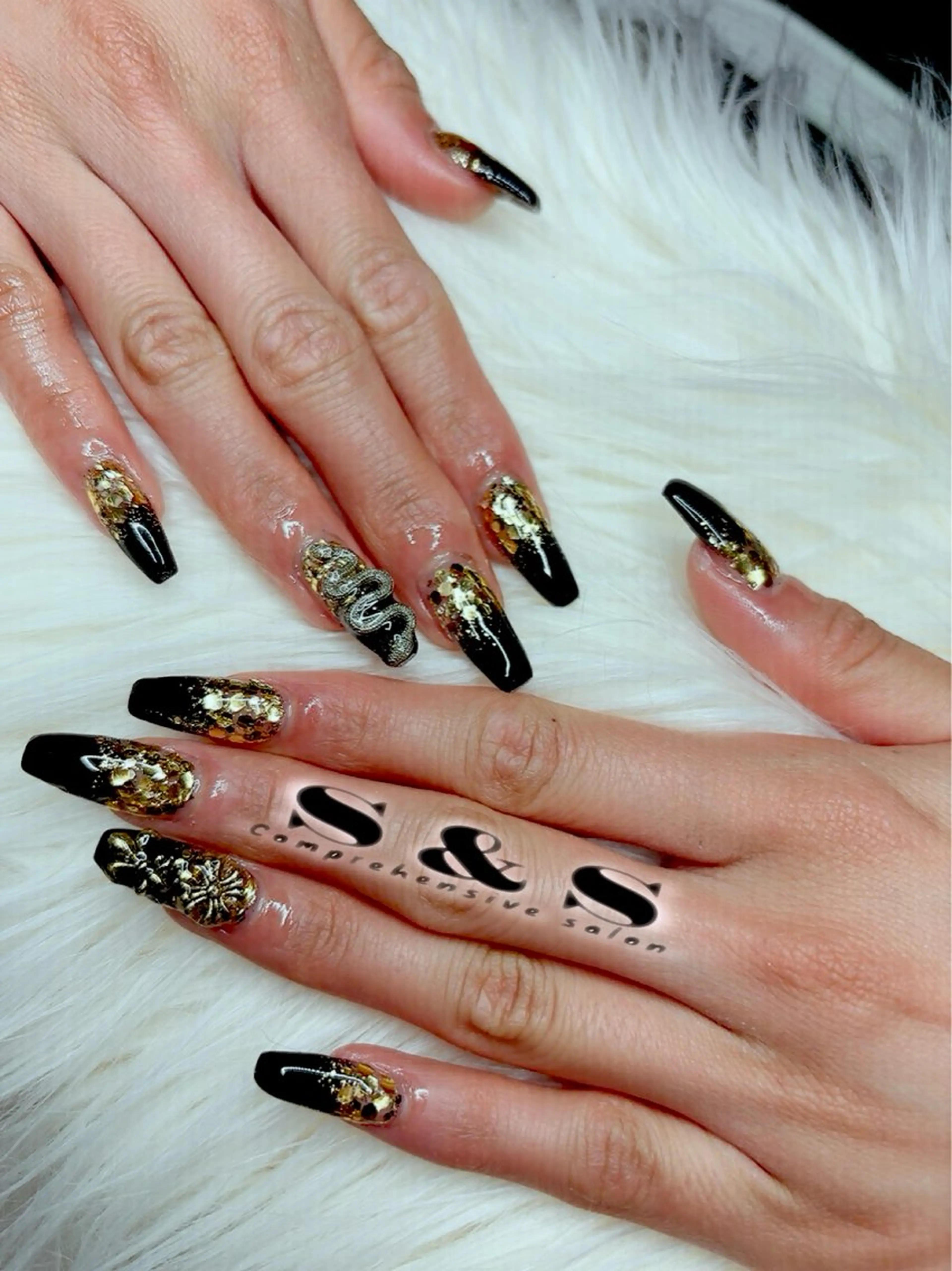 ネイル 長さ出し メンズネイル 持ち込み S&S 村田小百合のネイルデザイン