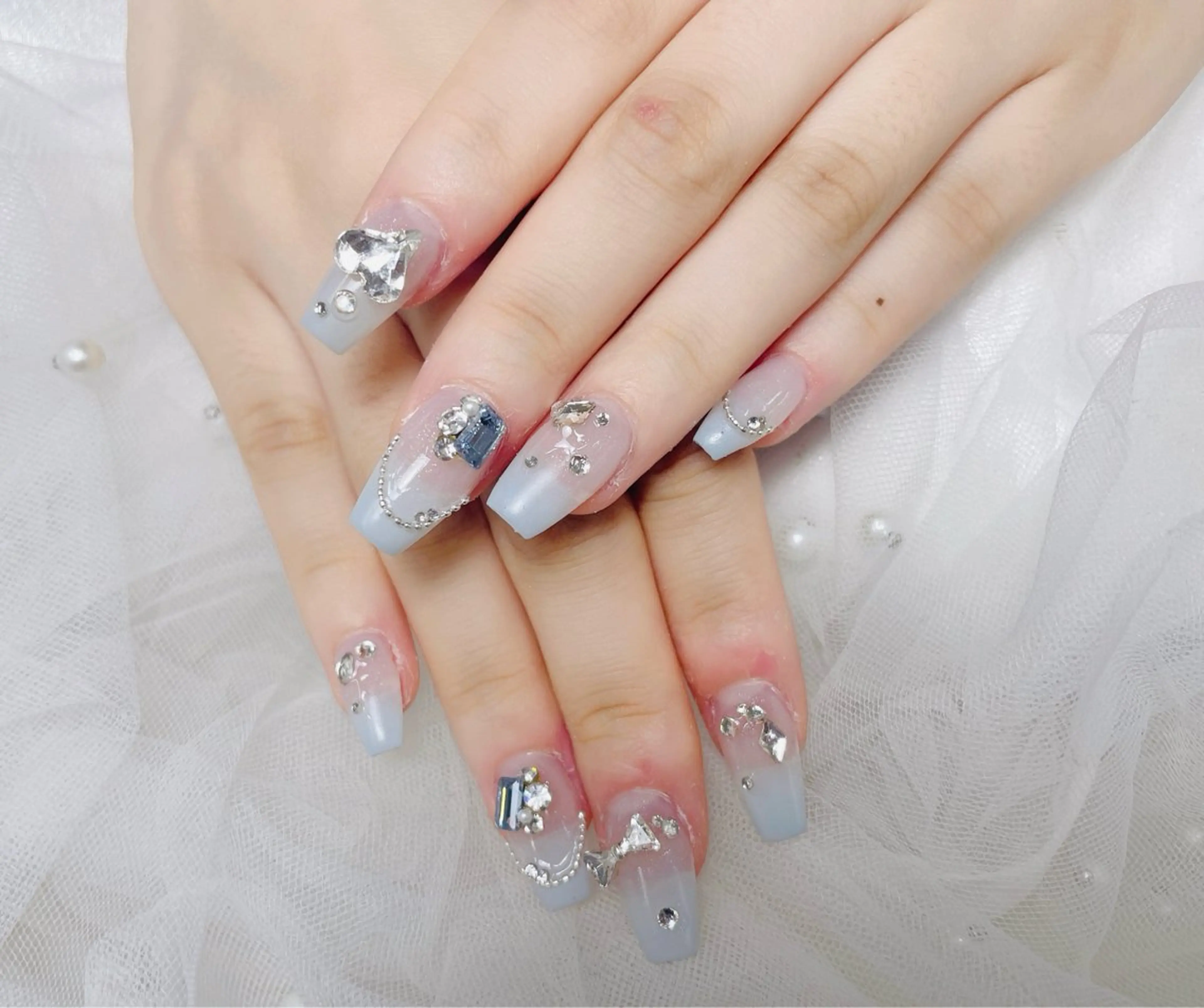 ネイル チョウ チョウのネイルデザイン