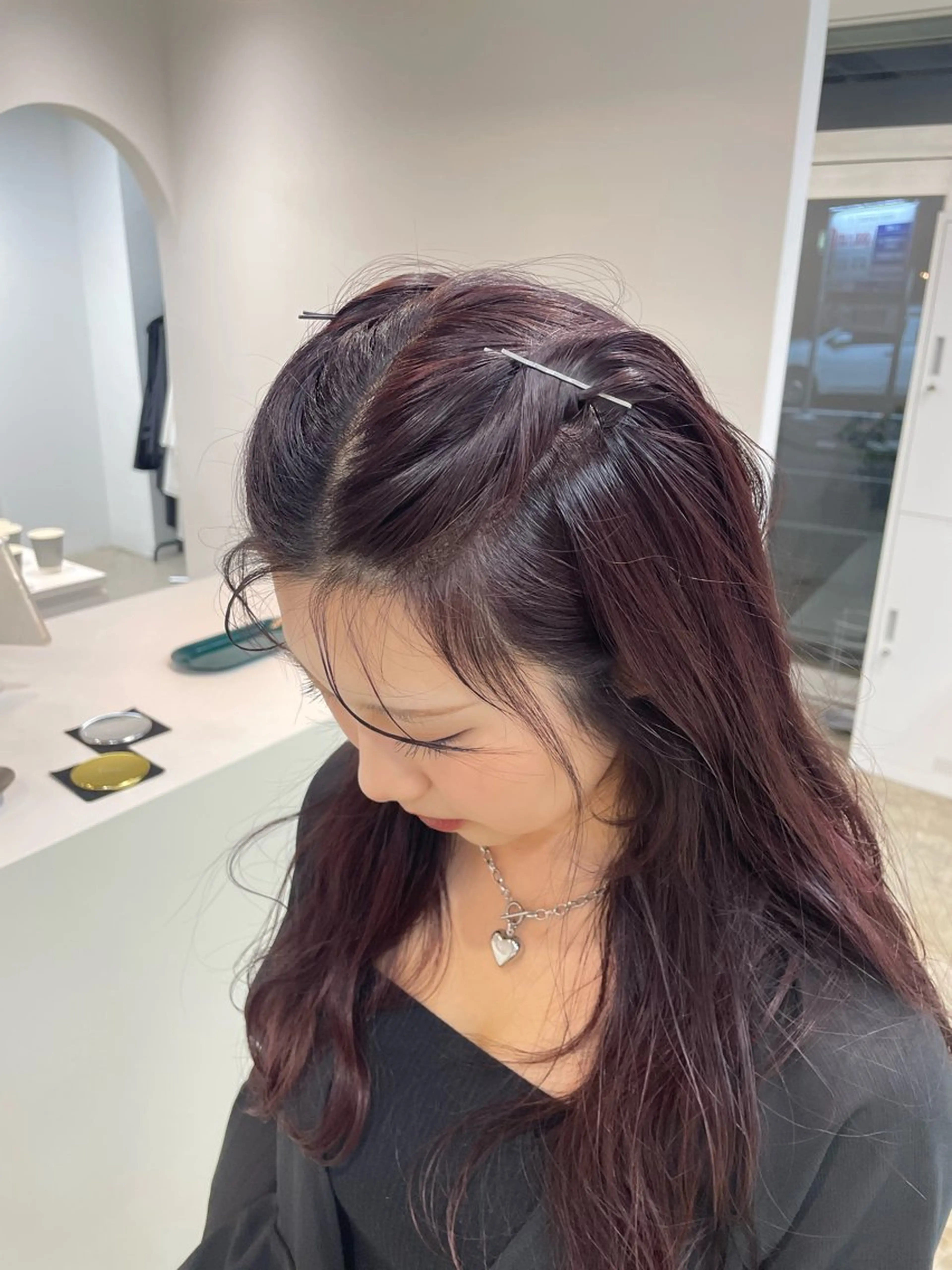 ロング カラー カット ヘアカラー トリートメント H I ＮＡのヘアスタイル