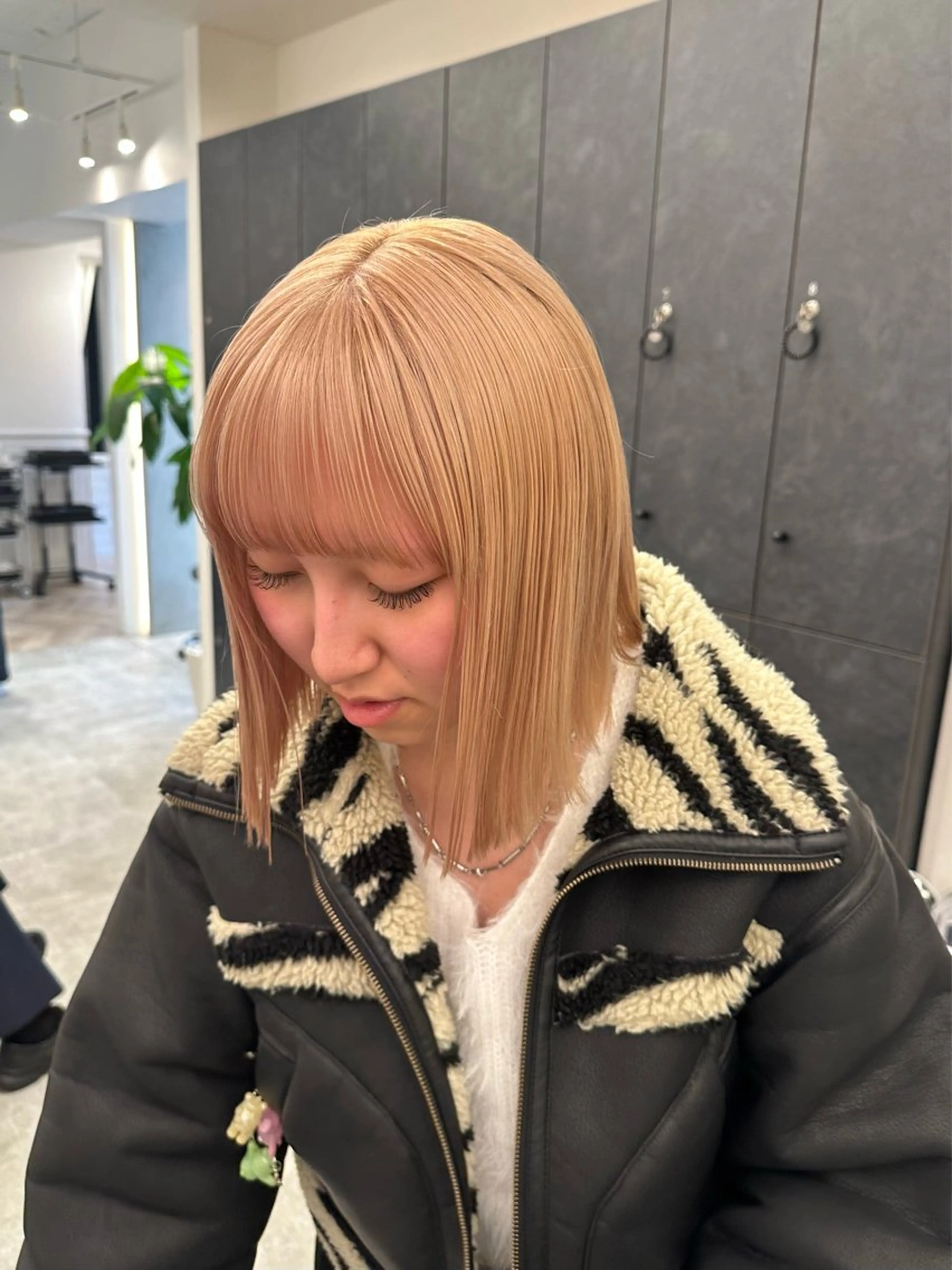 【ミニモ学割U24限定】💛カット+ブリーチありダブルカラー+補修トリートメント💛の写真