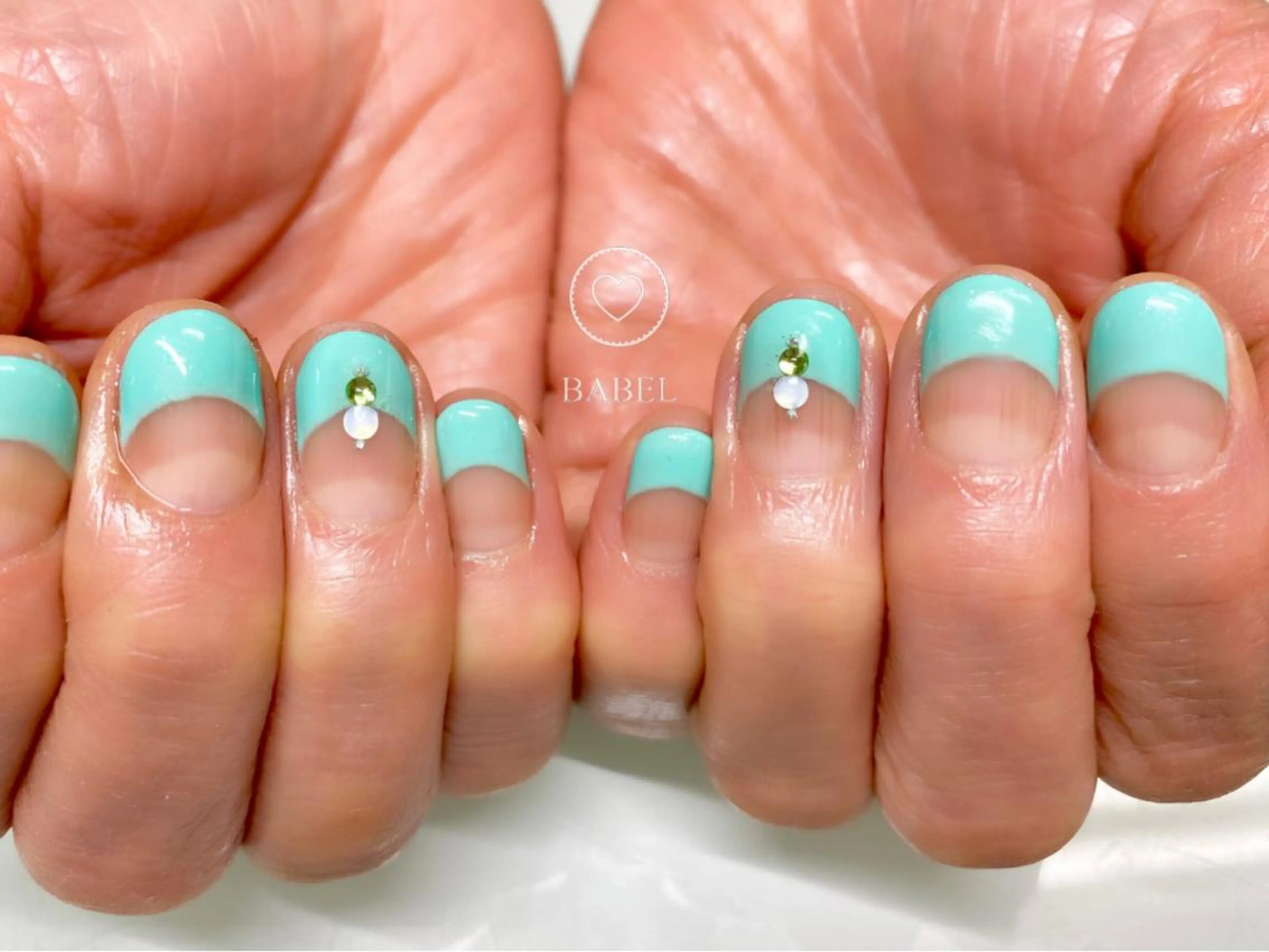ネイル アートネイル オフィスネイル ショートネイル BABELバベル所属・江戸川橋✨BABEL 【バベル】大人可愛いのネイルデザイン