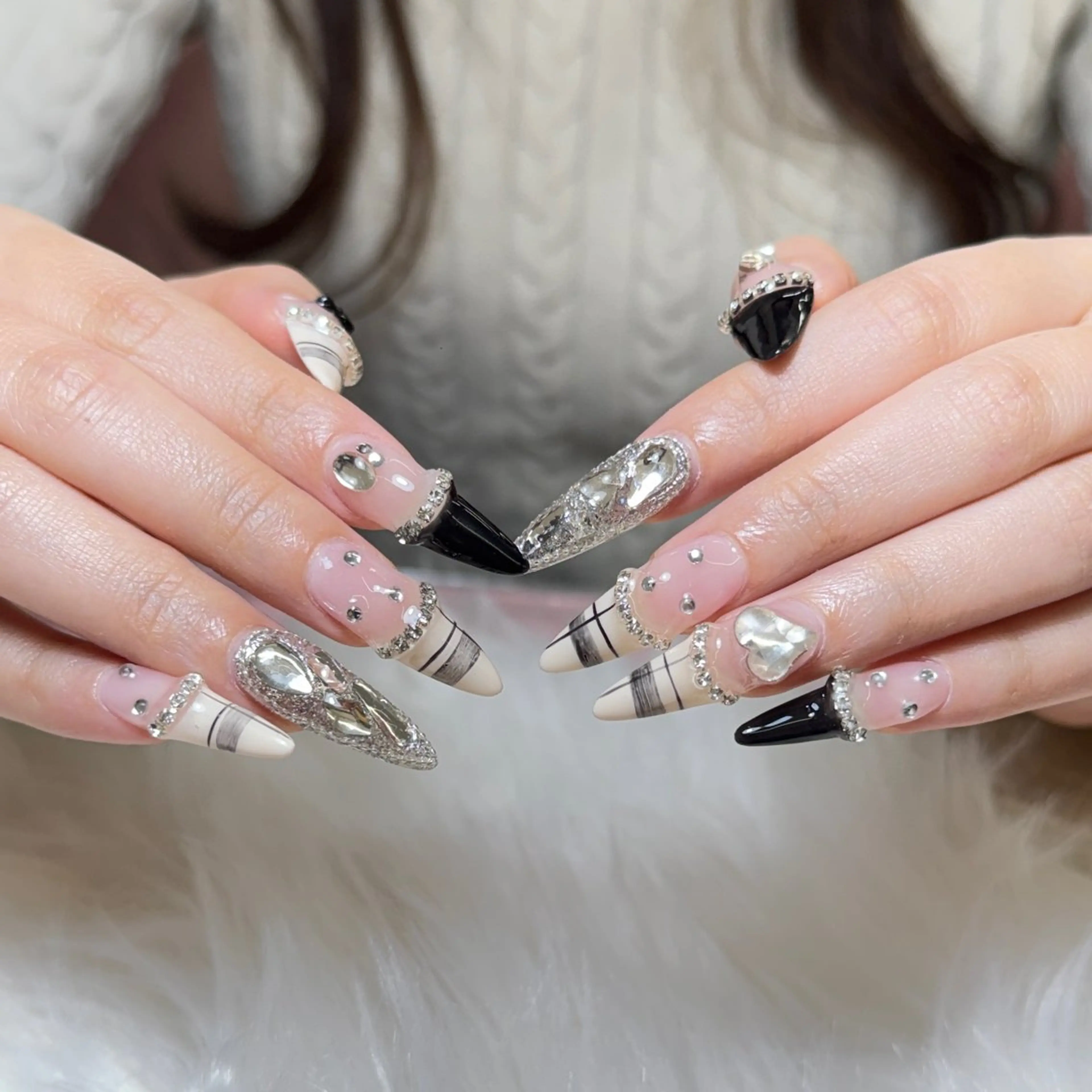 ネイル 韓国ネイル 持ち込み ニュアンスネイル ワンホンネイル ハンドネイル かおり 奏のネイルデザイン