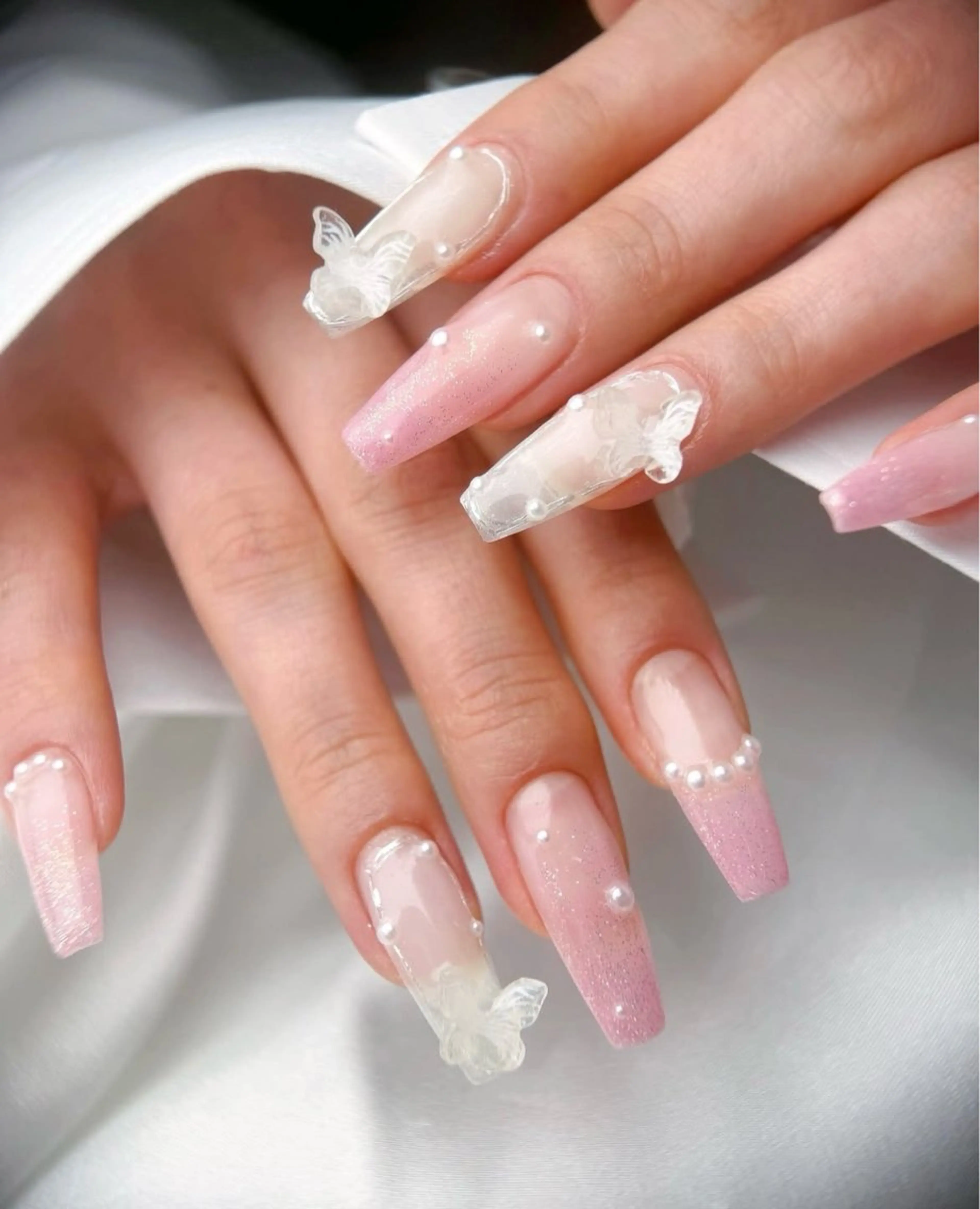 ネイル フレンチネイル ジェルネイル 韓国ネイル マグネットネイル ネイルチップ Rin Nail 新大久保店のネイルデザイン