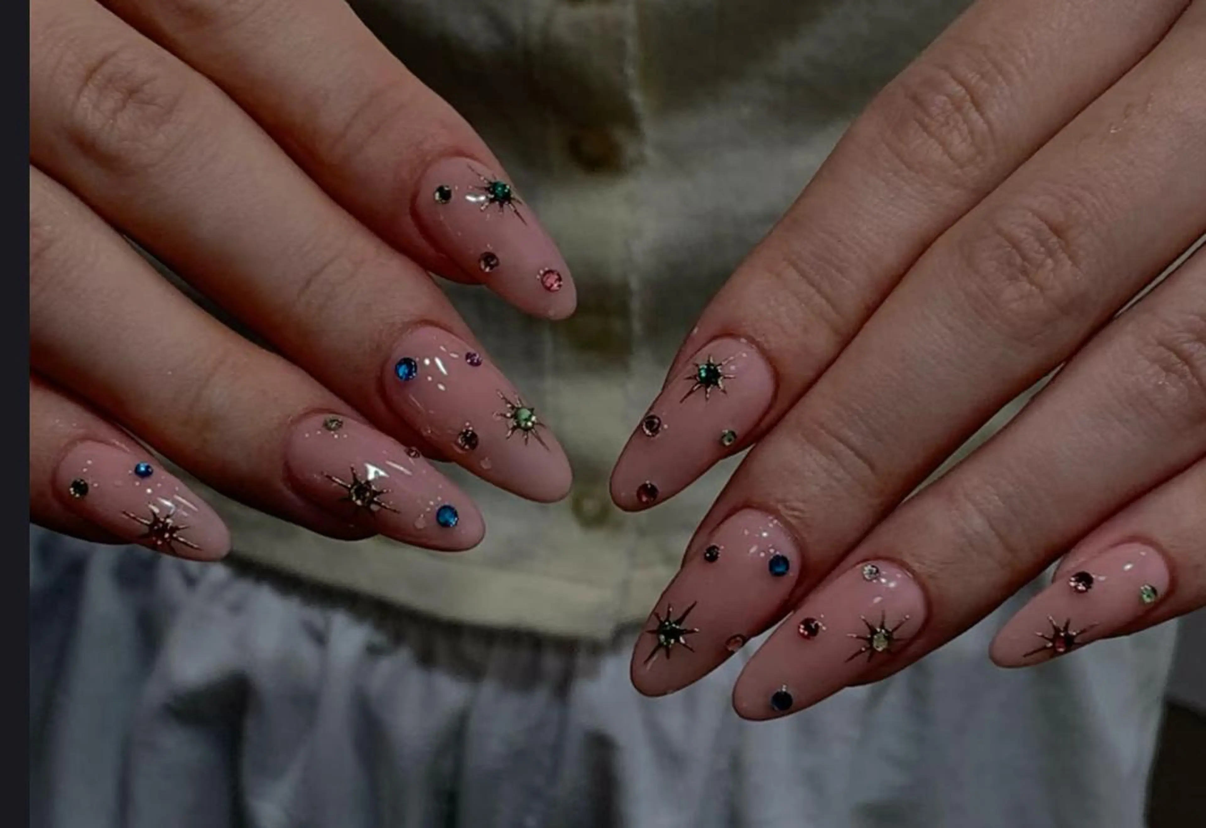 ネイル ハンドネイル ル ルのネイルデザイン