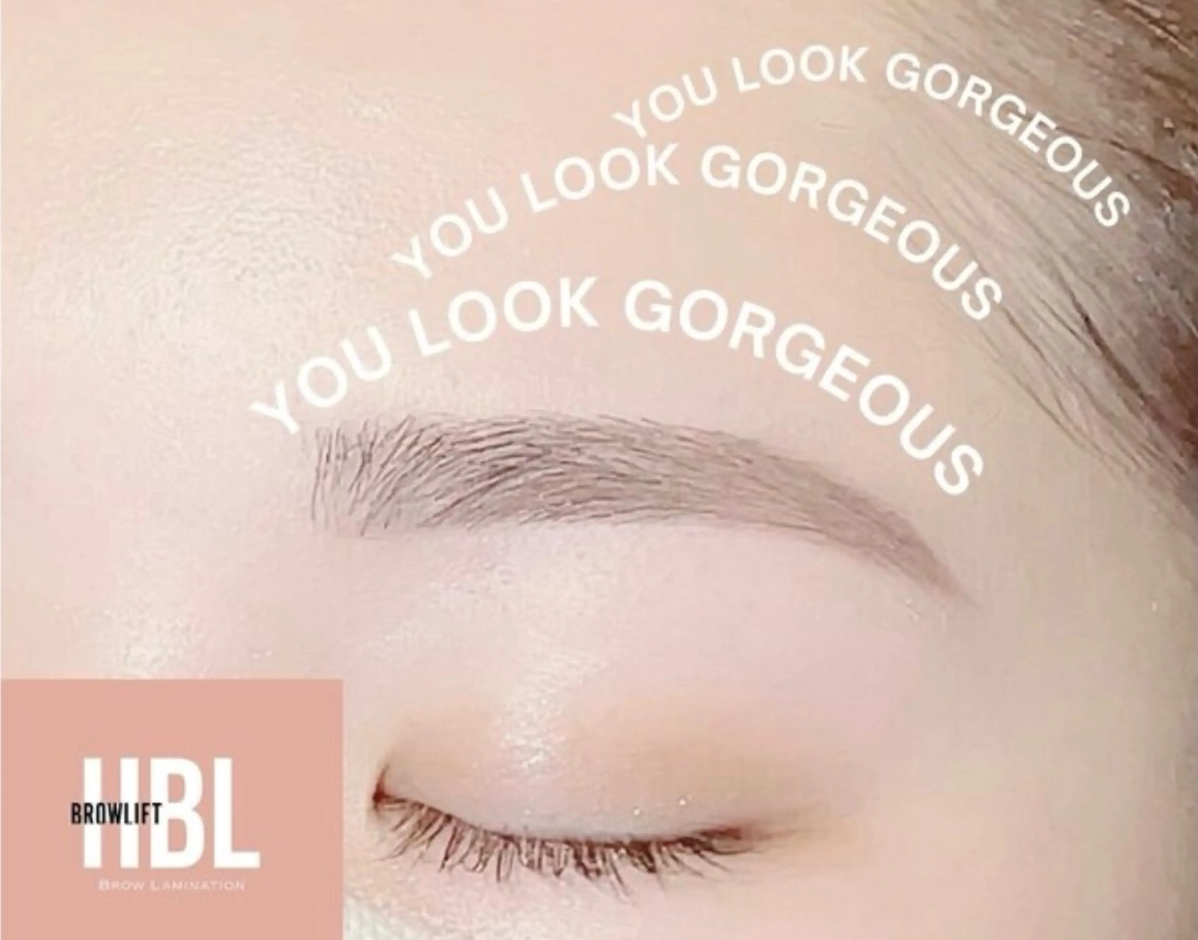 アイブロウ Oui前橋所属・小淵 志妃奈のマツエク・マツパデザイン