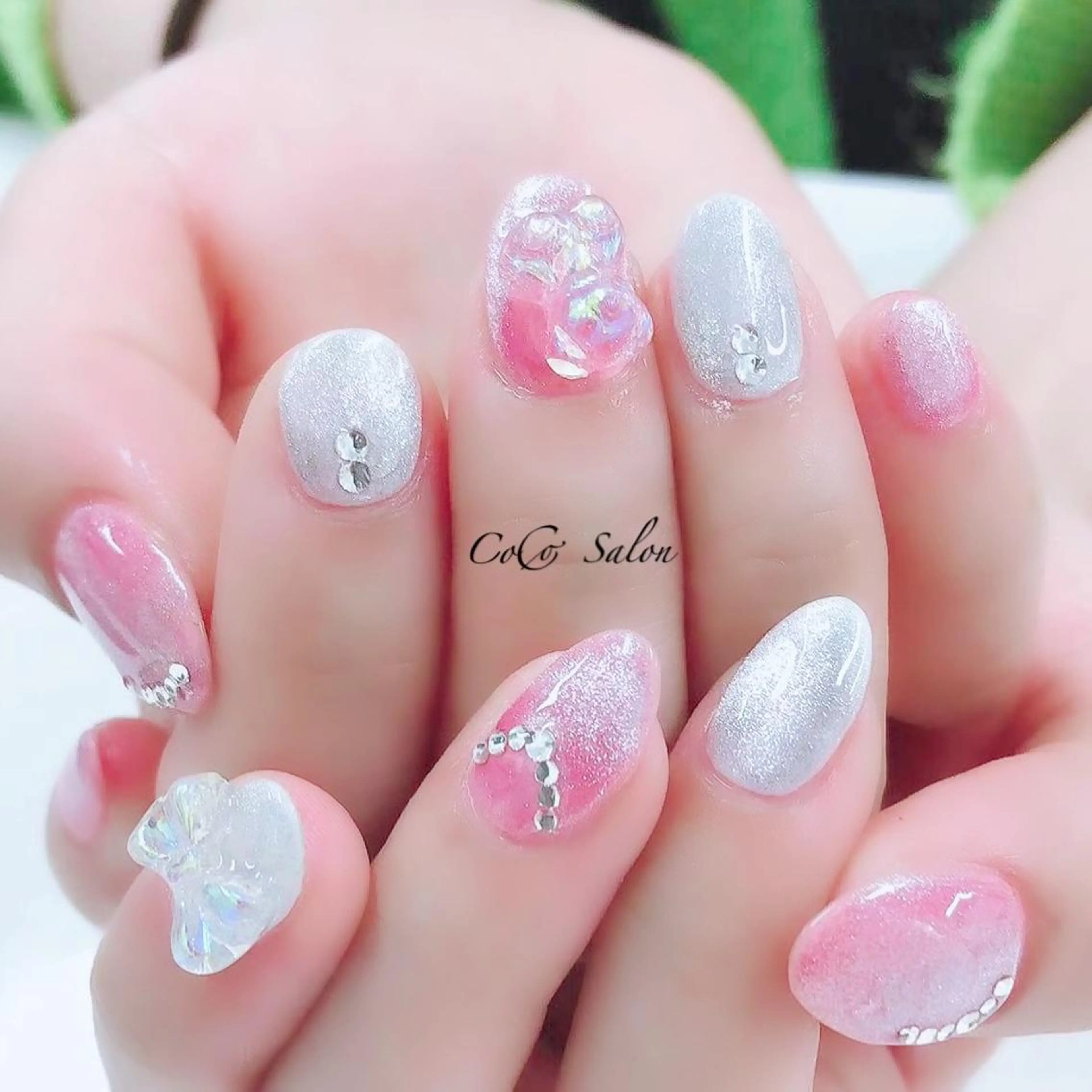 ネイル マグネットネイル ピンク リボン CoCoSalon ネイル/まつ毛予約のネイルデザイン