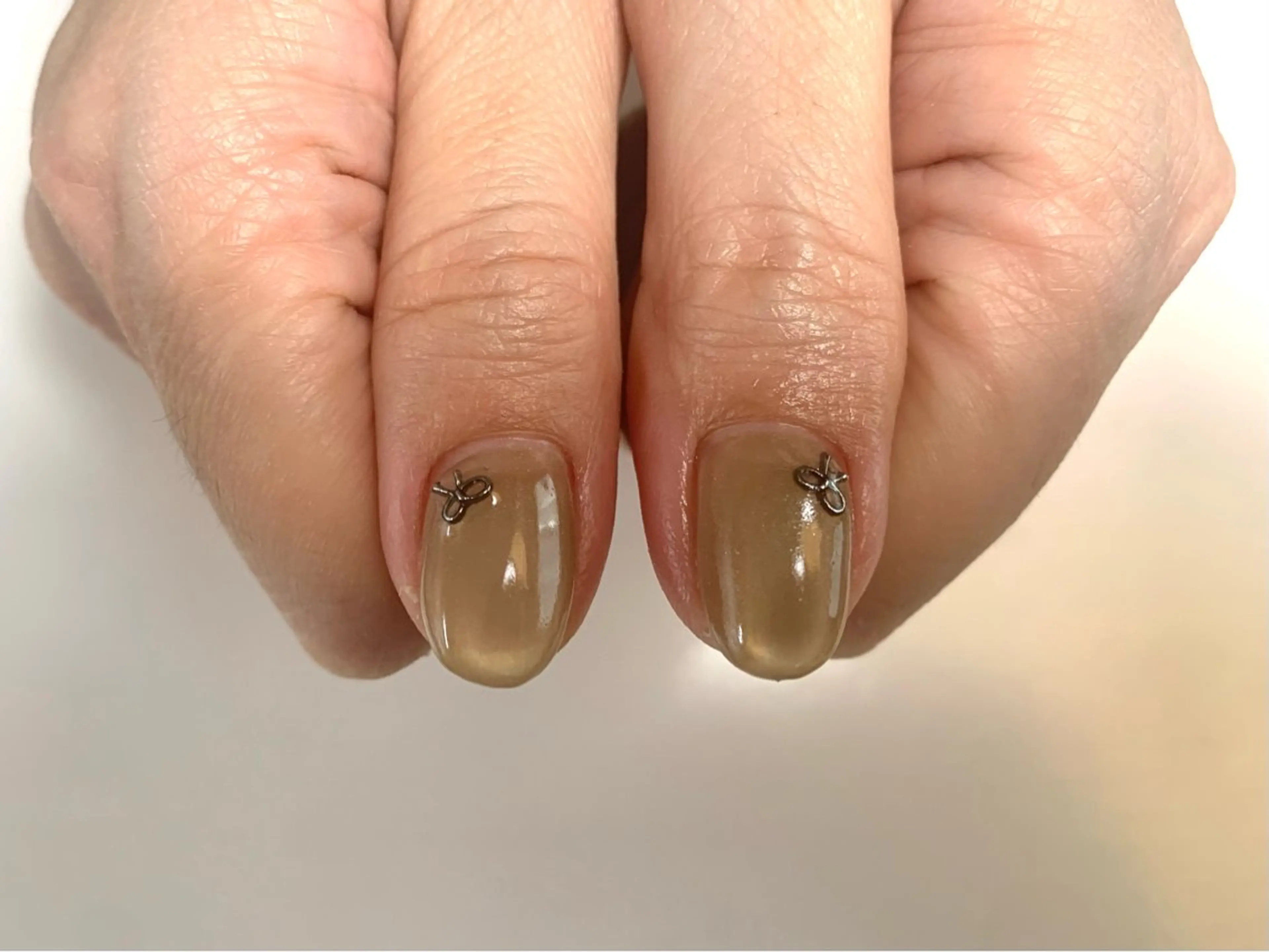 ネイル リボン is.nail 🌷sonokoのネイルデザイン