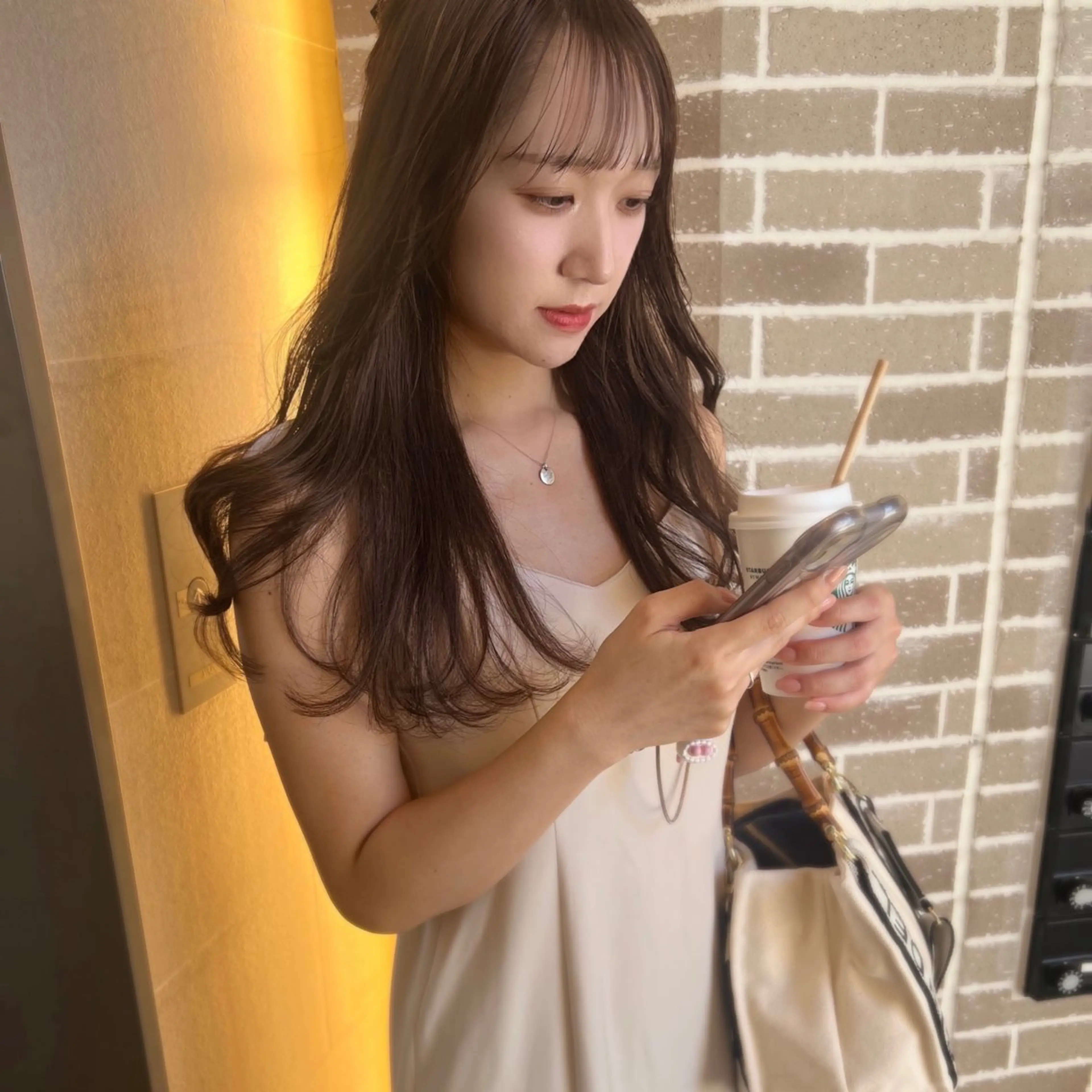 ロング 韓国風ヘア ロング カット ヘアカラー トリートメント 韓国モテhair🍑 momoのヘアスタイル