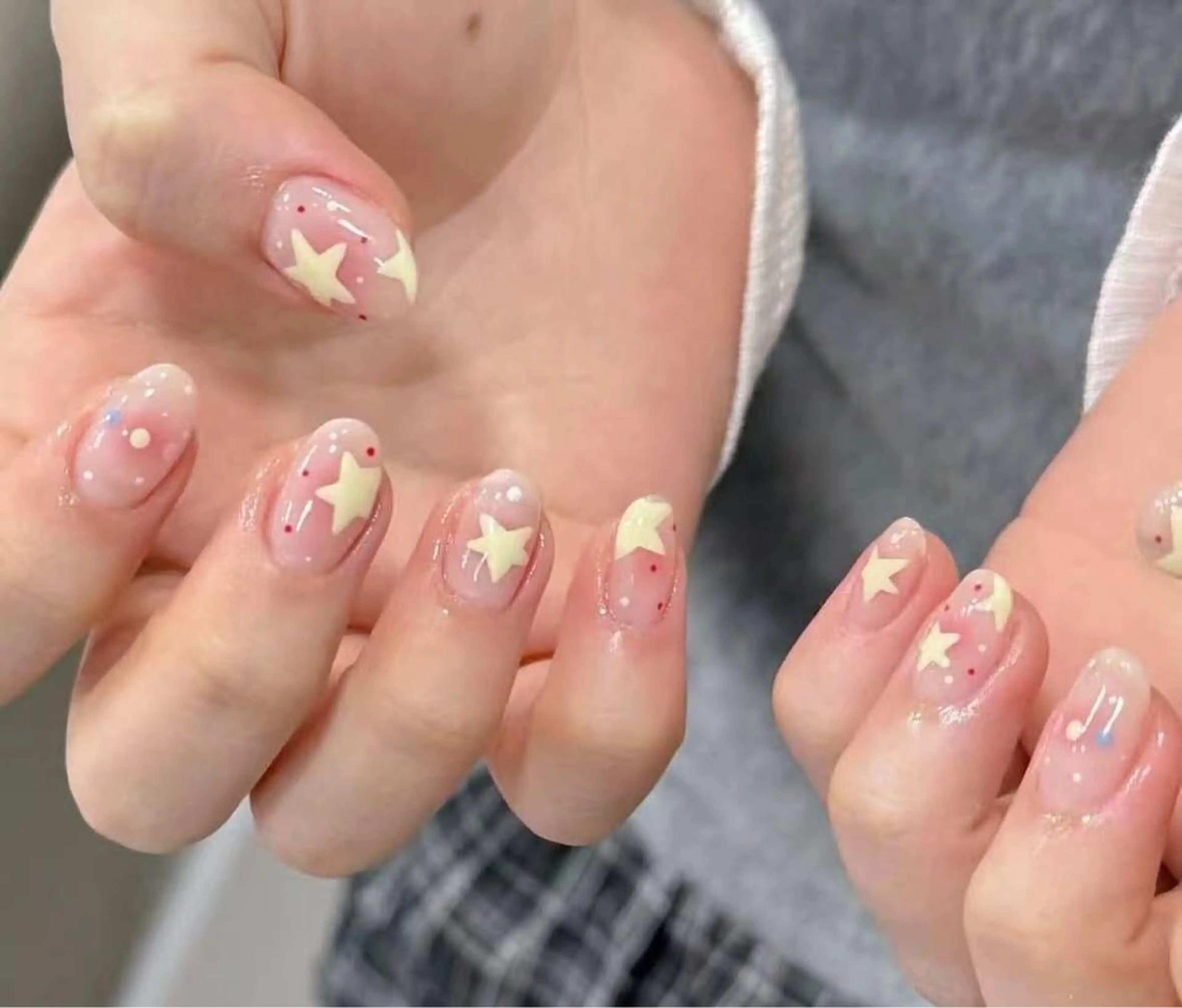 ネイル フラワーネイル フレンチネイル ジェルネイル ガラスフレンチ ハート ハンドネイル BabyYouMi ねねのネイルデザイン