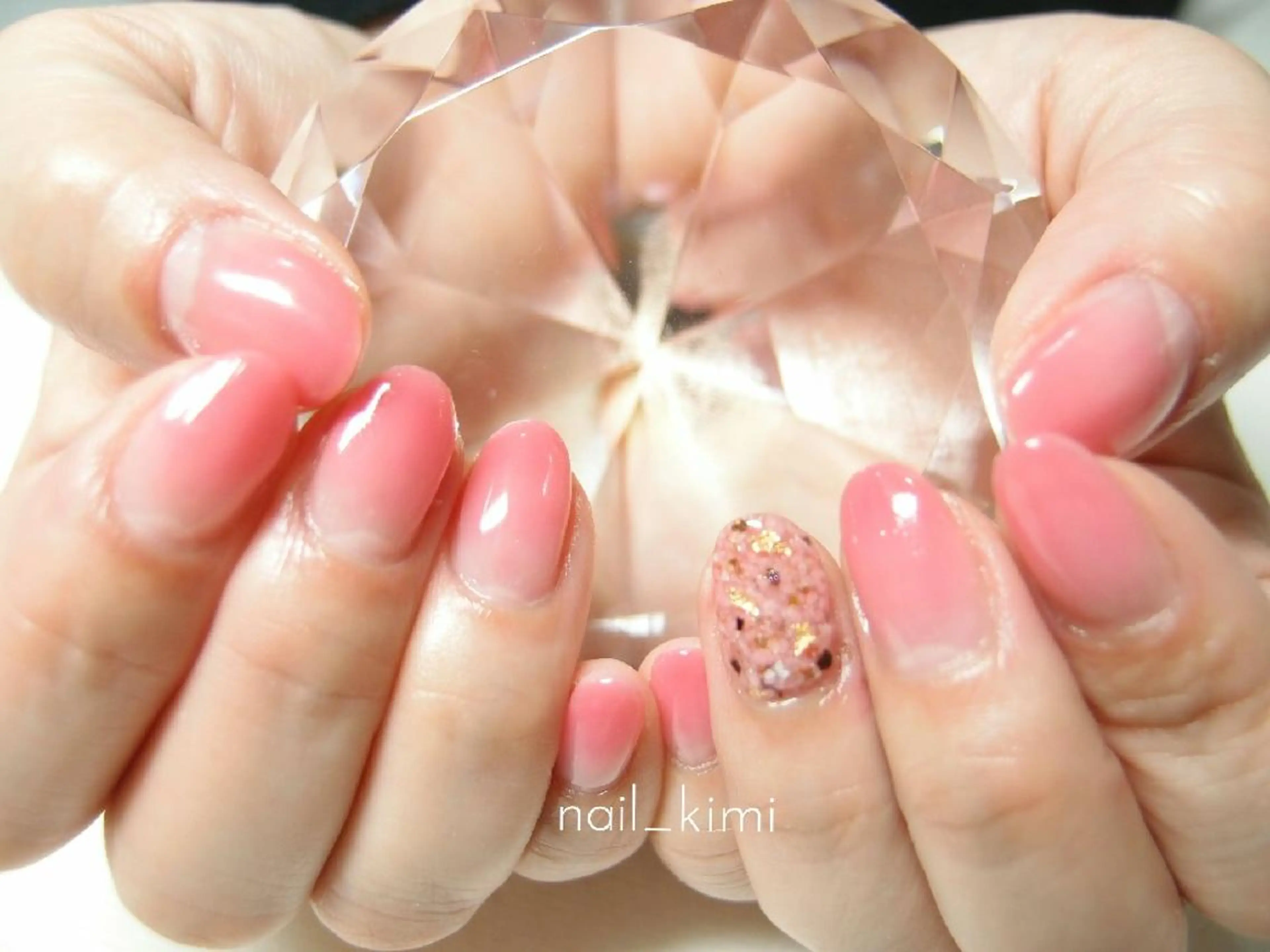 ネイル グラデーション ConneQt所属・ETHOSENSE. kimikaのネイルデザイン