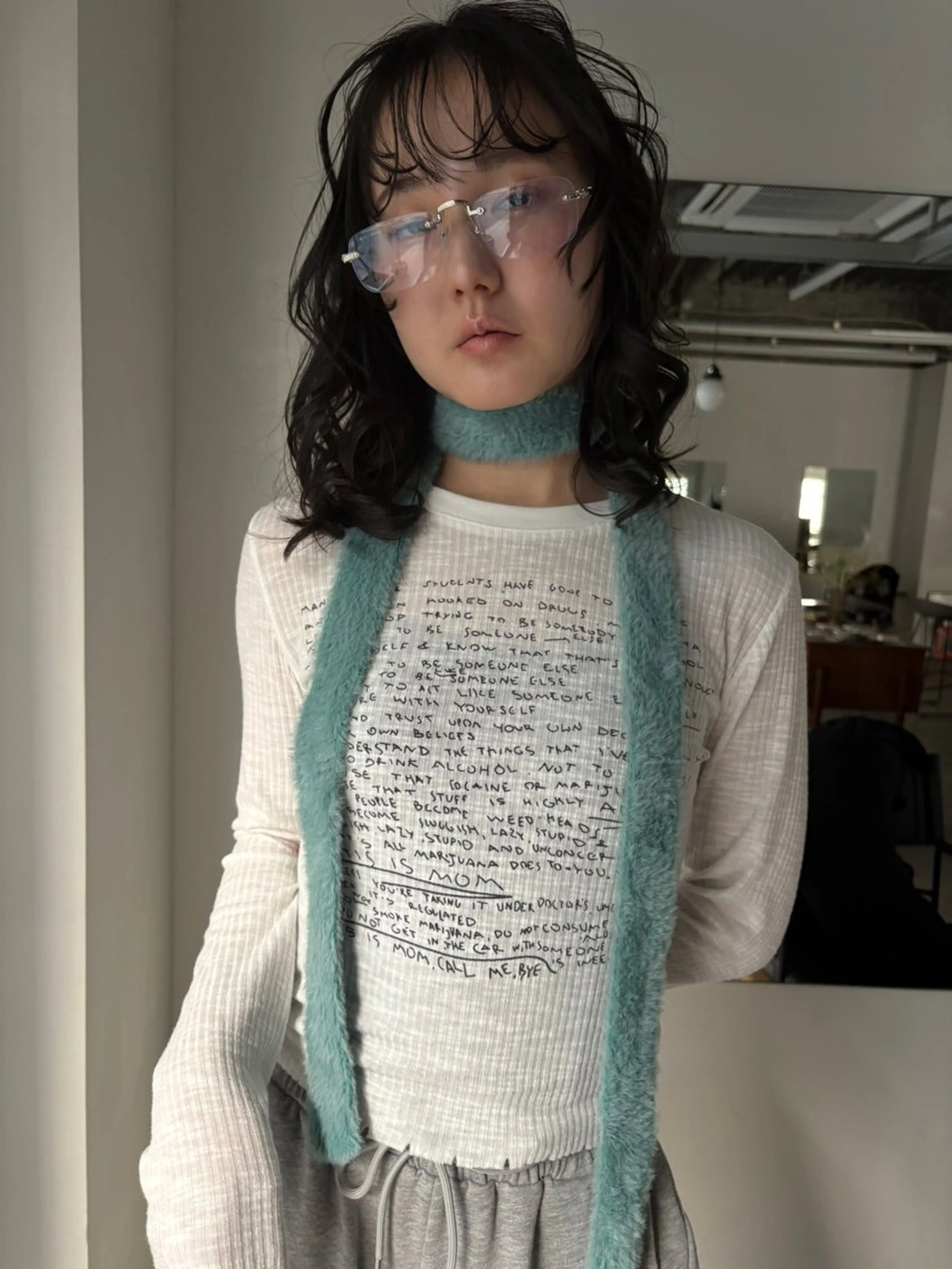 セミロング パーマ セミロングパーマ ニュアンスパーマ カット パーマ パーマ、ボブ、透明感 カラー、小須田ゆあのヘアスタイル