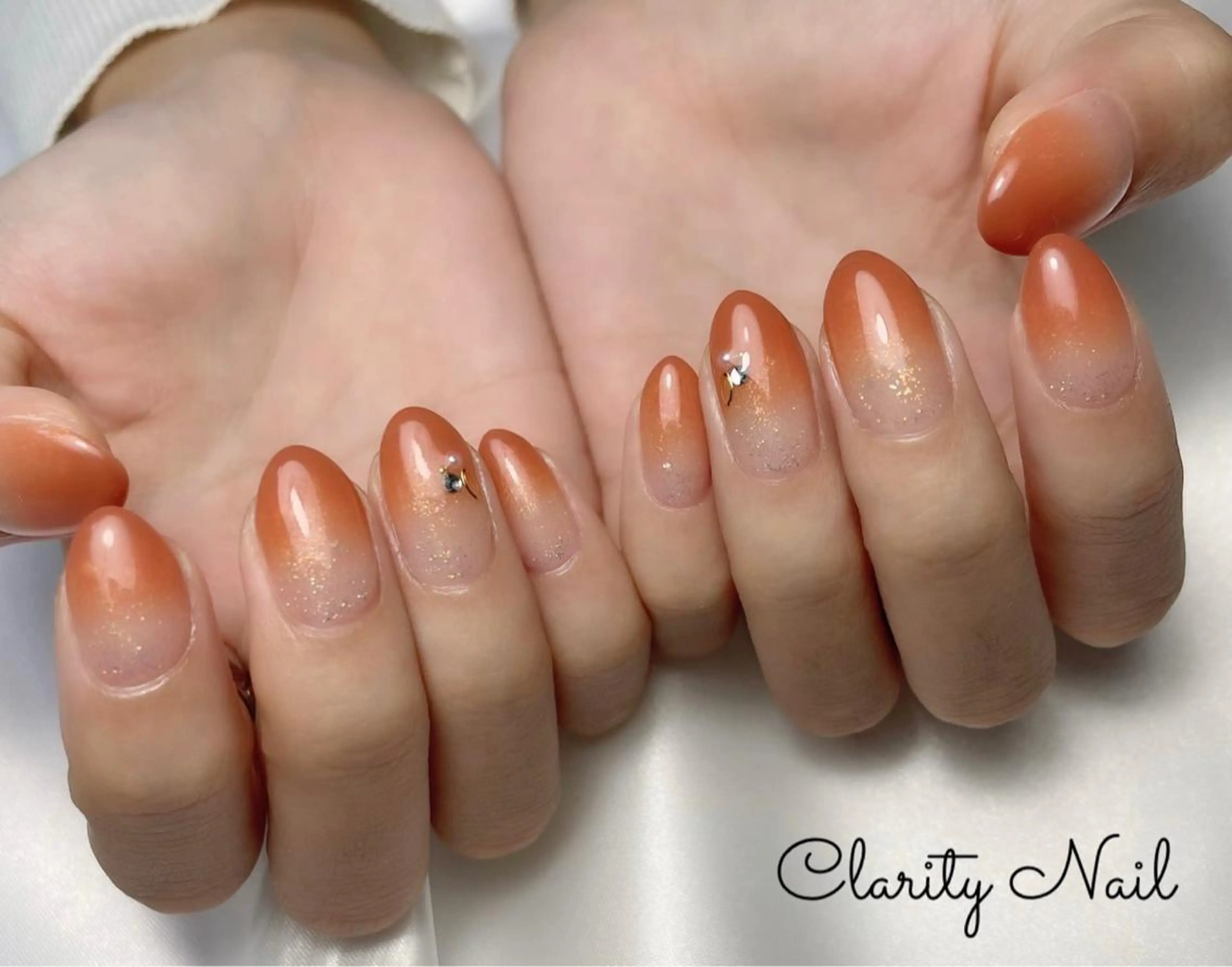 ネイル グラデーション ハンドネイル Clarity Nailのネイルデザイン