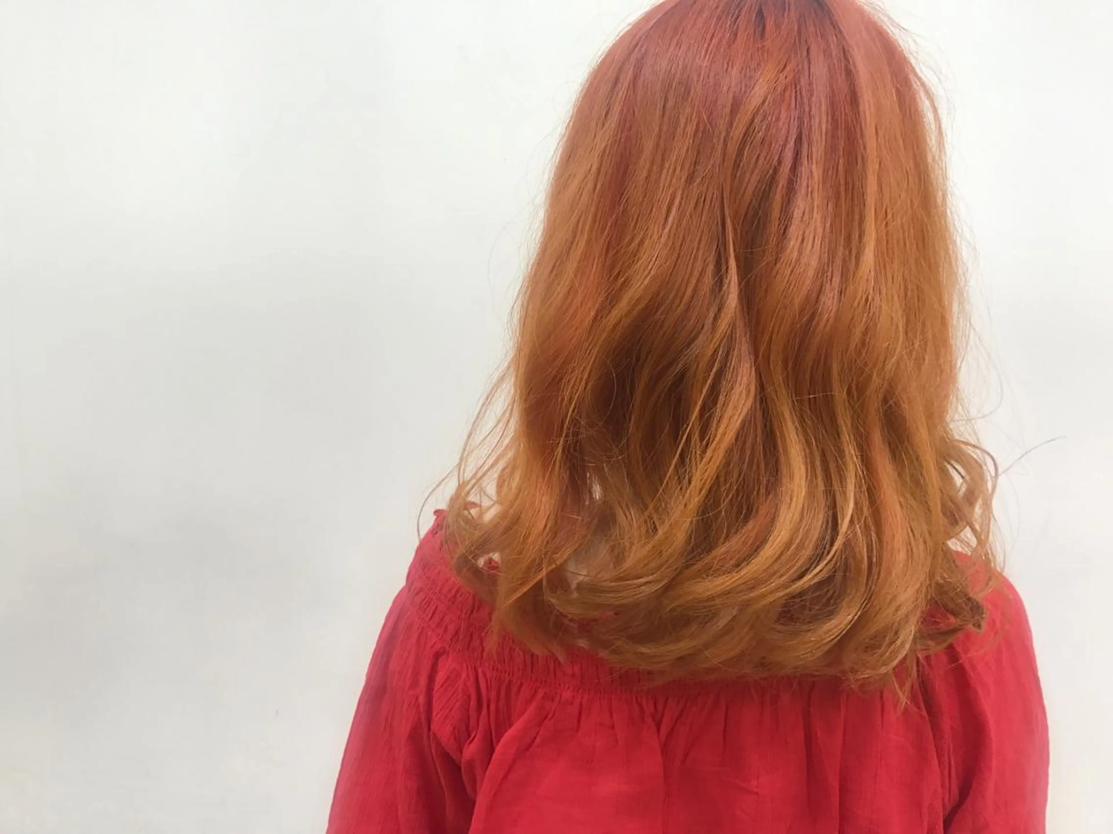 ロング カラー オレンジ AMI ウルフパーマ/メンズのヘアスタイル