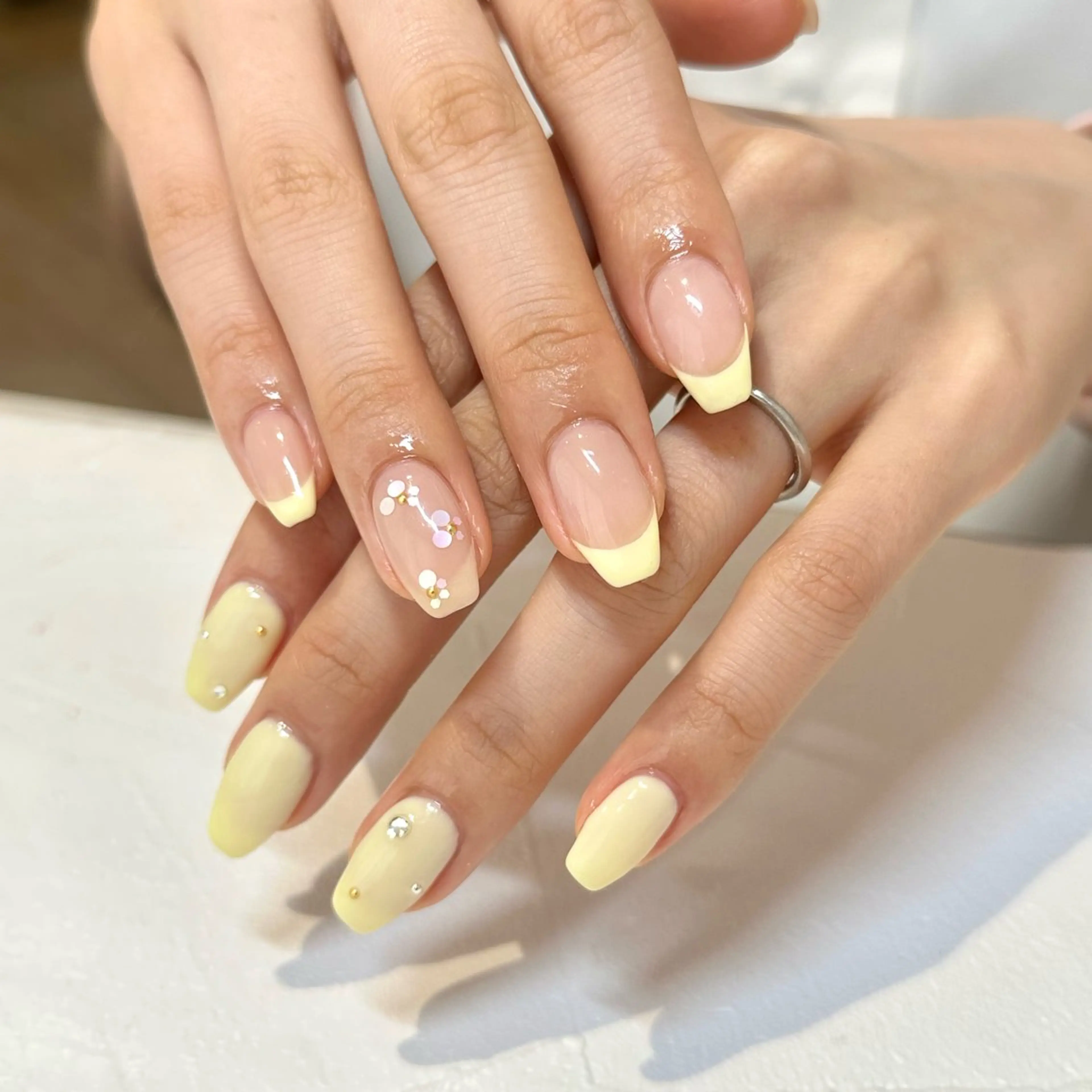 ネイル ハンドネイル ひらい さなのネイルデザイン