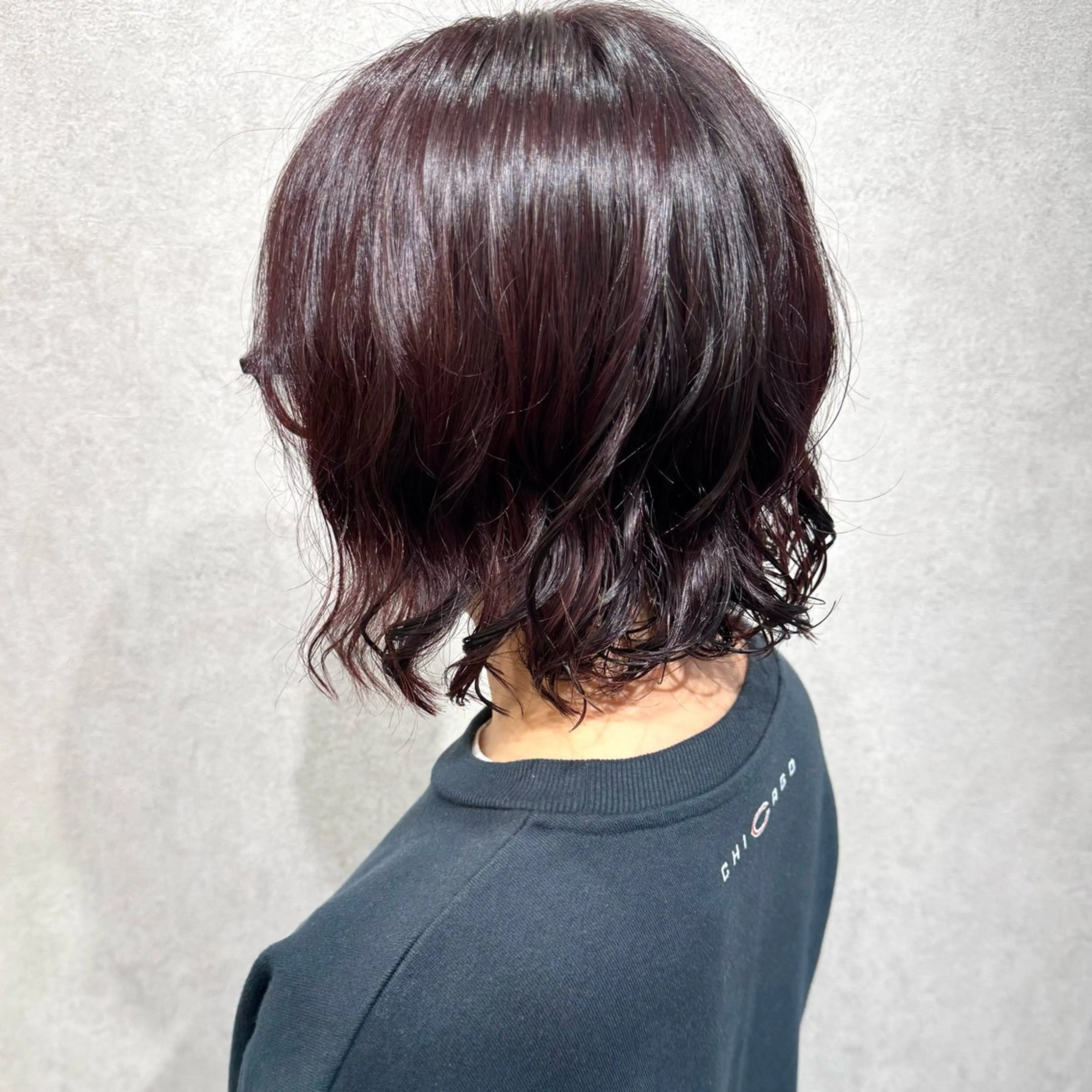 カラー パーマ レッドカラー ボブ カット パーマ 女性限定 / AYANO 💗🪽のヘアスタイル