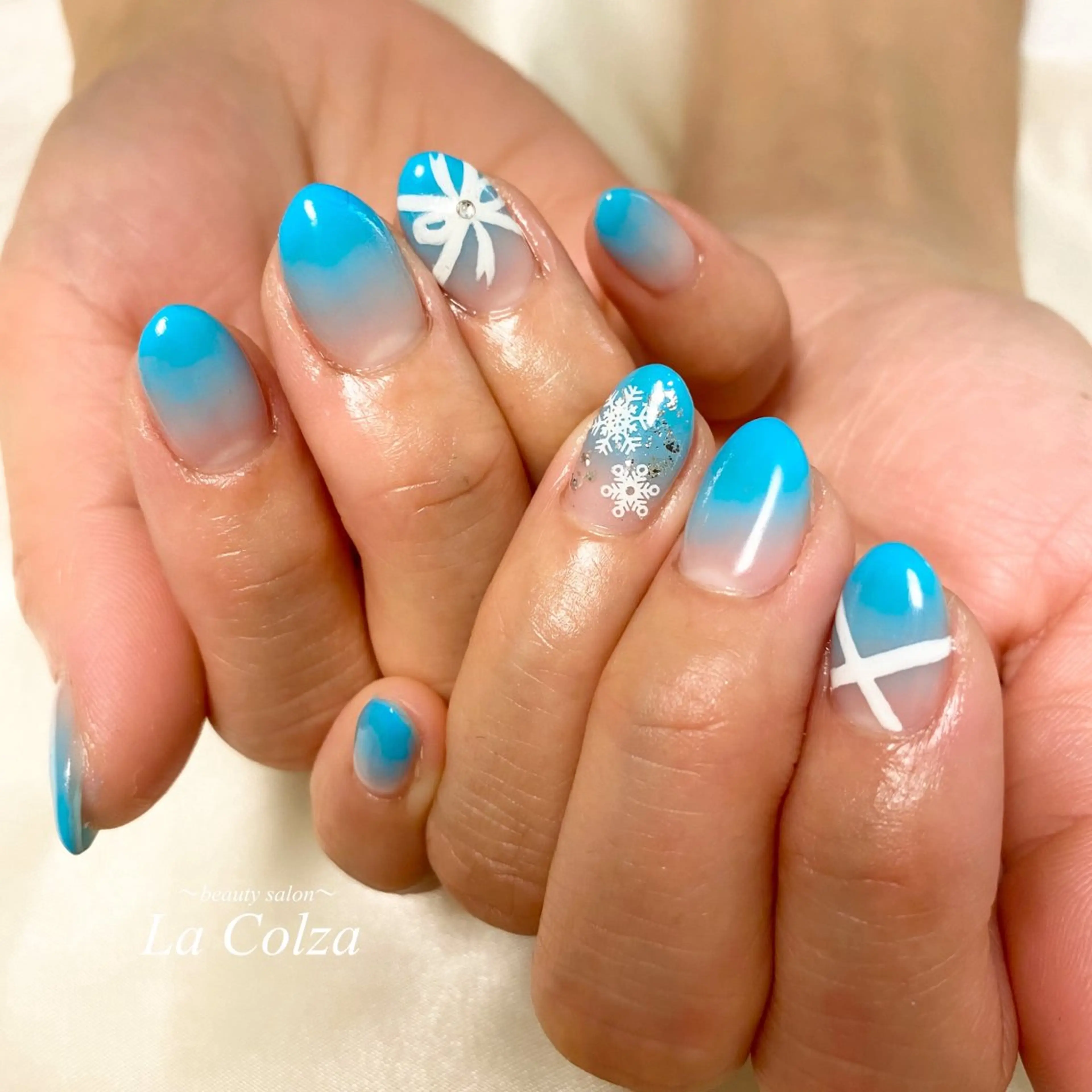 ネイル La Colzaのネイルデザイン