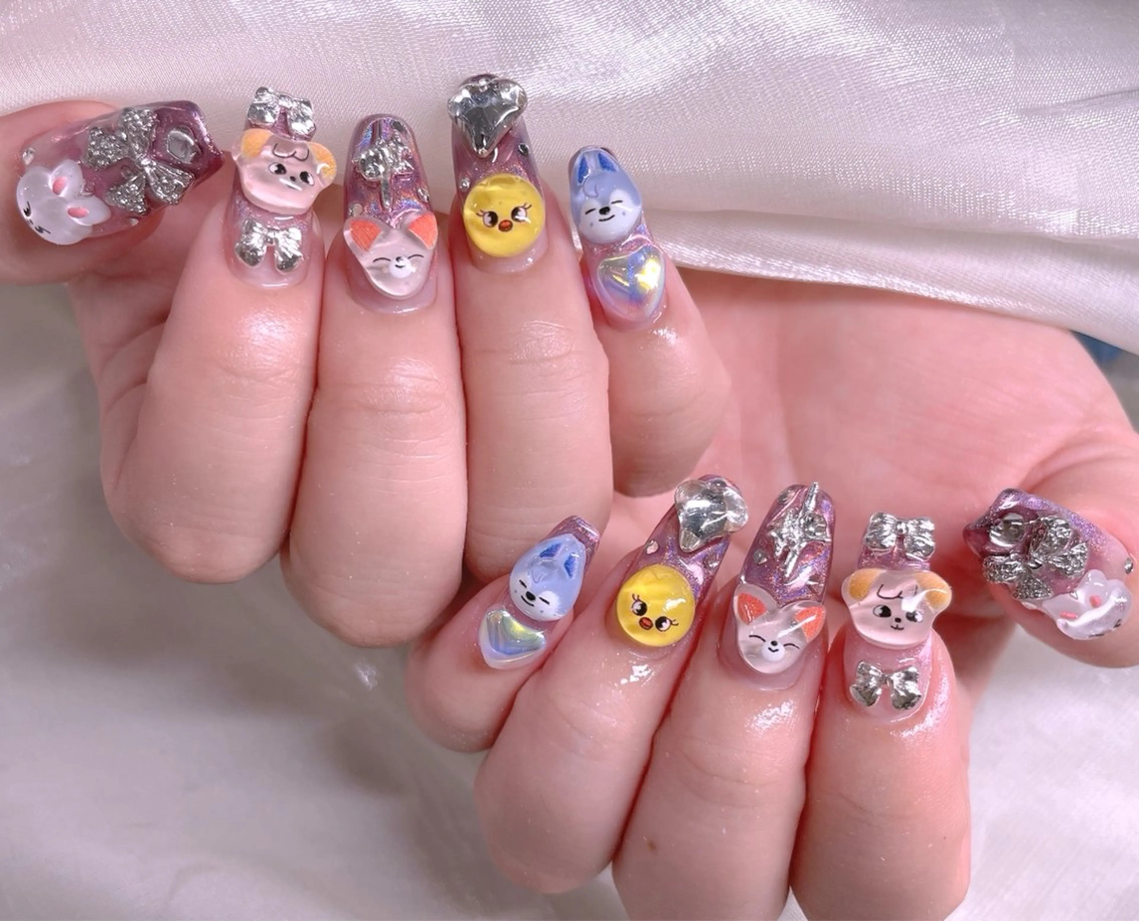 ネイル ハート ミラーネイル リボン 美爪パラジェル導入店 Sunnilyのネイルデザイン