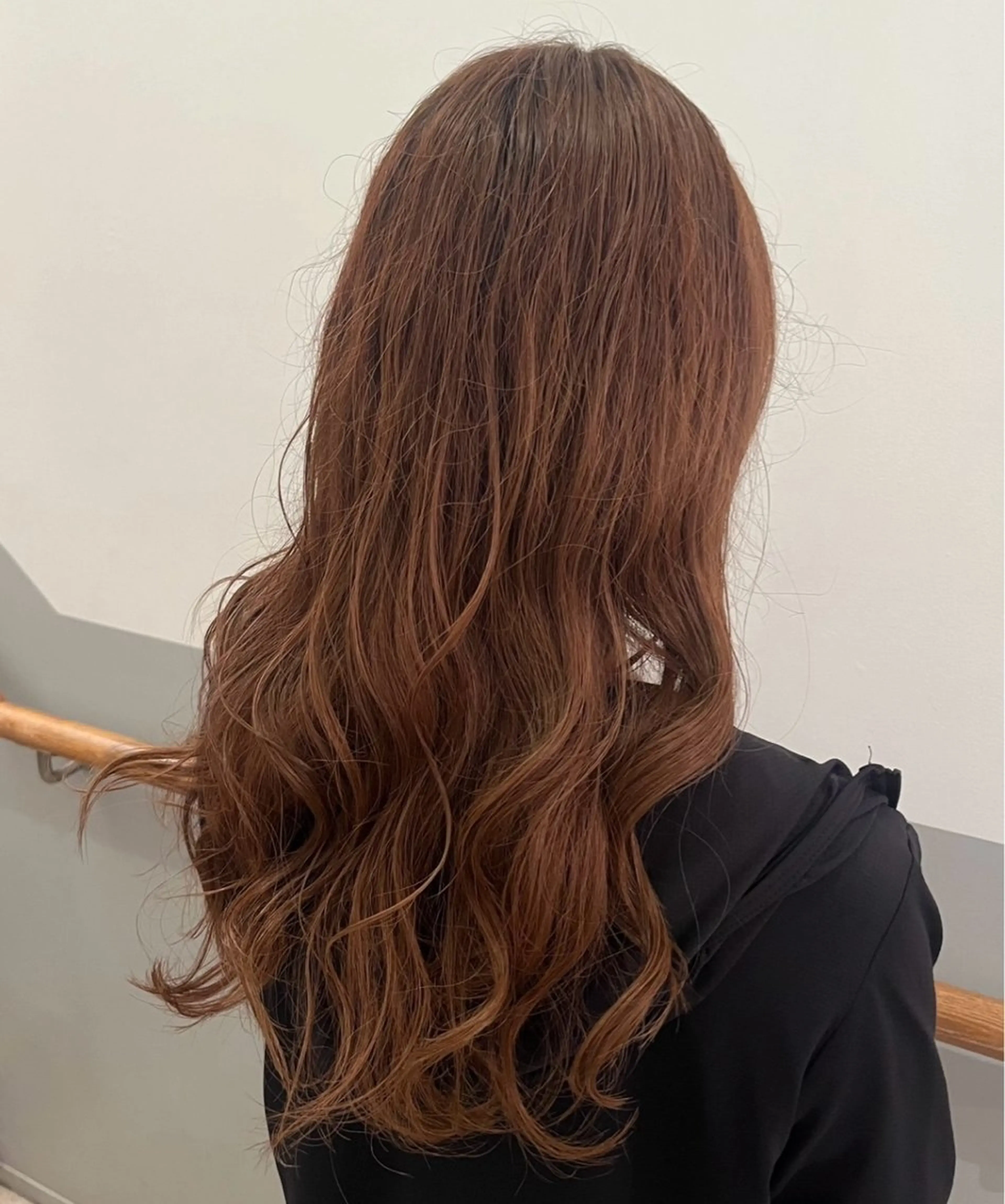 カラー ヘアカラー トリートメント ブリーチカラー×艶 🍨mihoのヘアスタイル