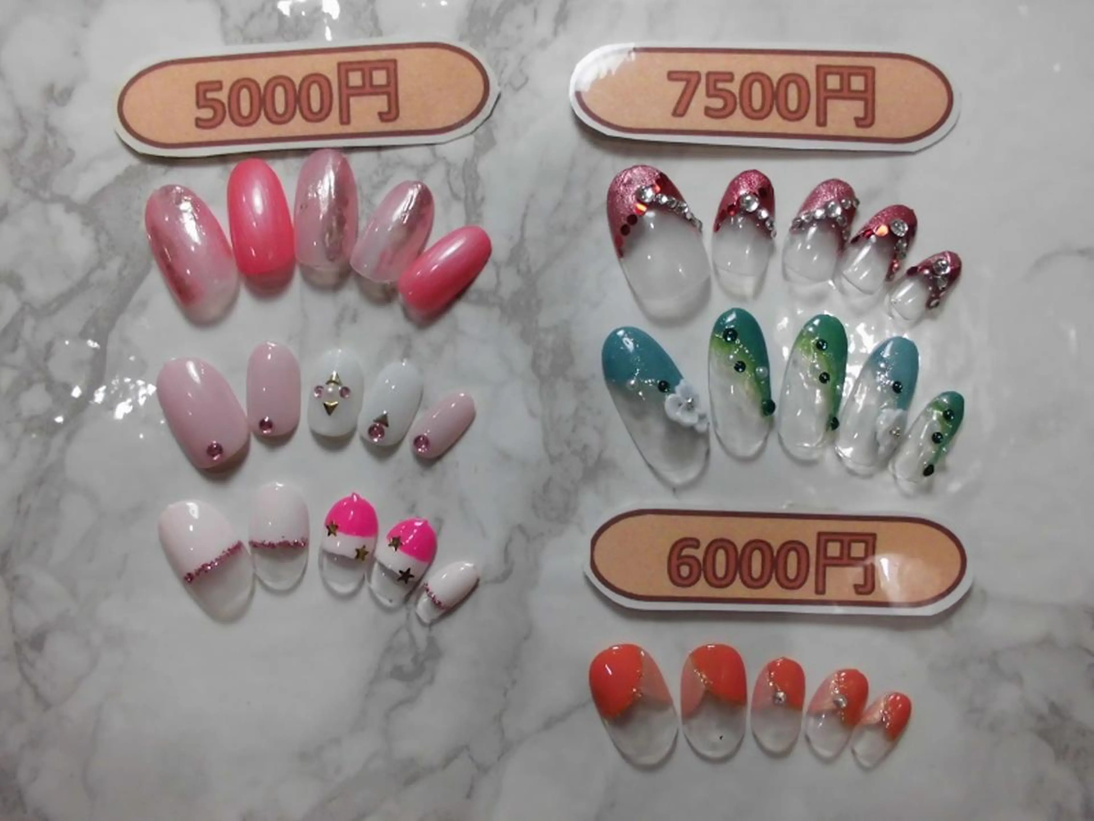 ネイル ネイルサロン Cureのネイルデザイン