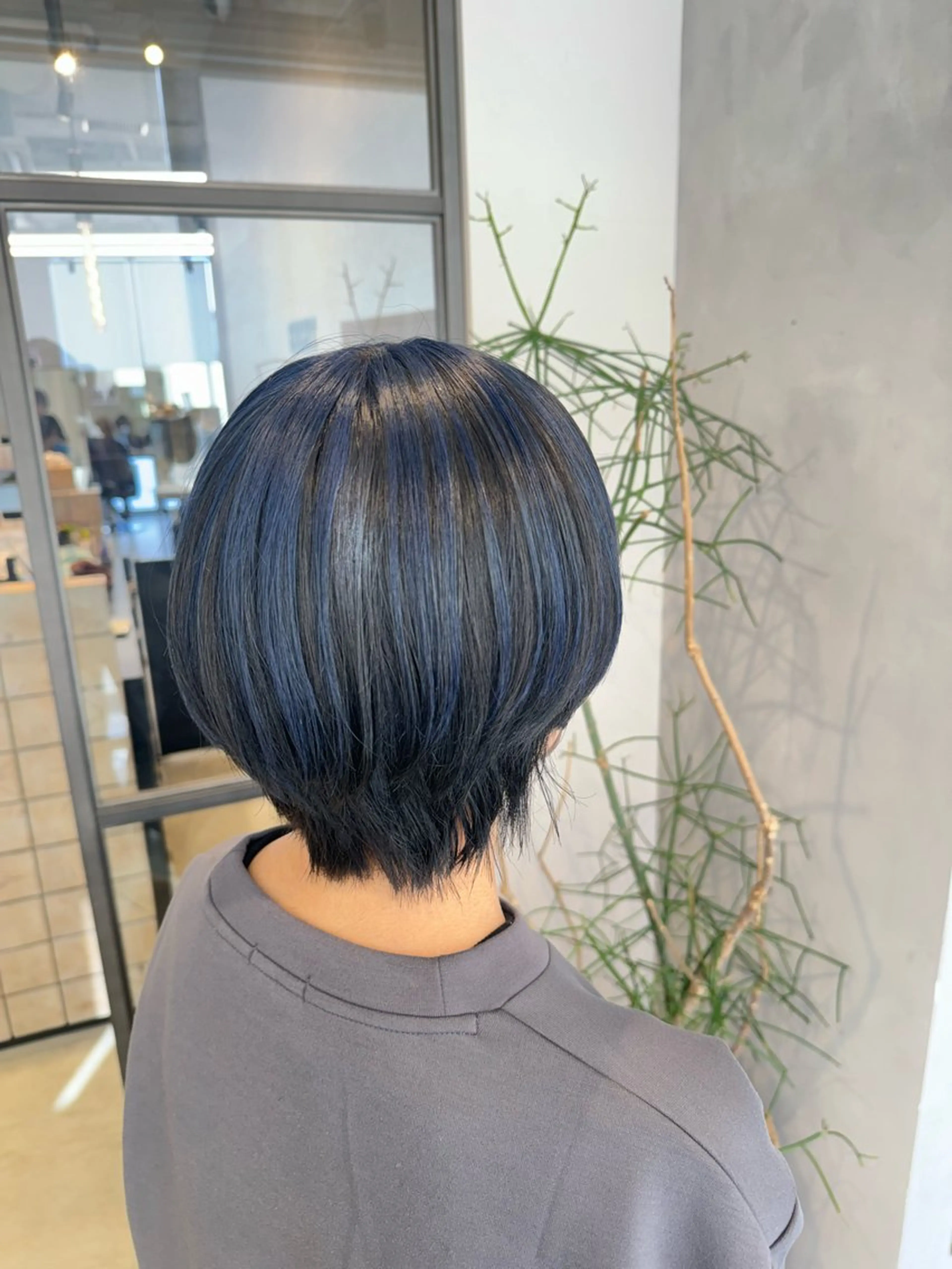 ショート カラー ハイライトカラー ハイライト ショートヘア ウルフカット カット ヘアカラー トリートメント 透明感カラー✨艶髪 制作🌱山根あゆみのヘアスタイル