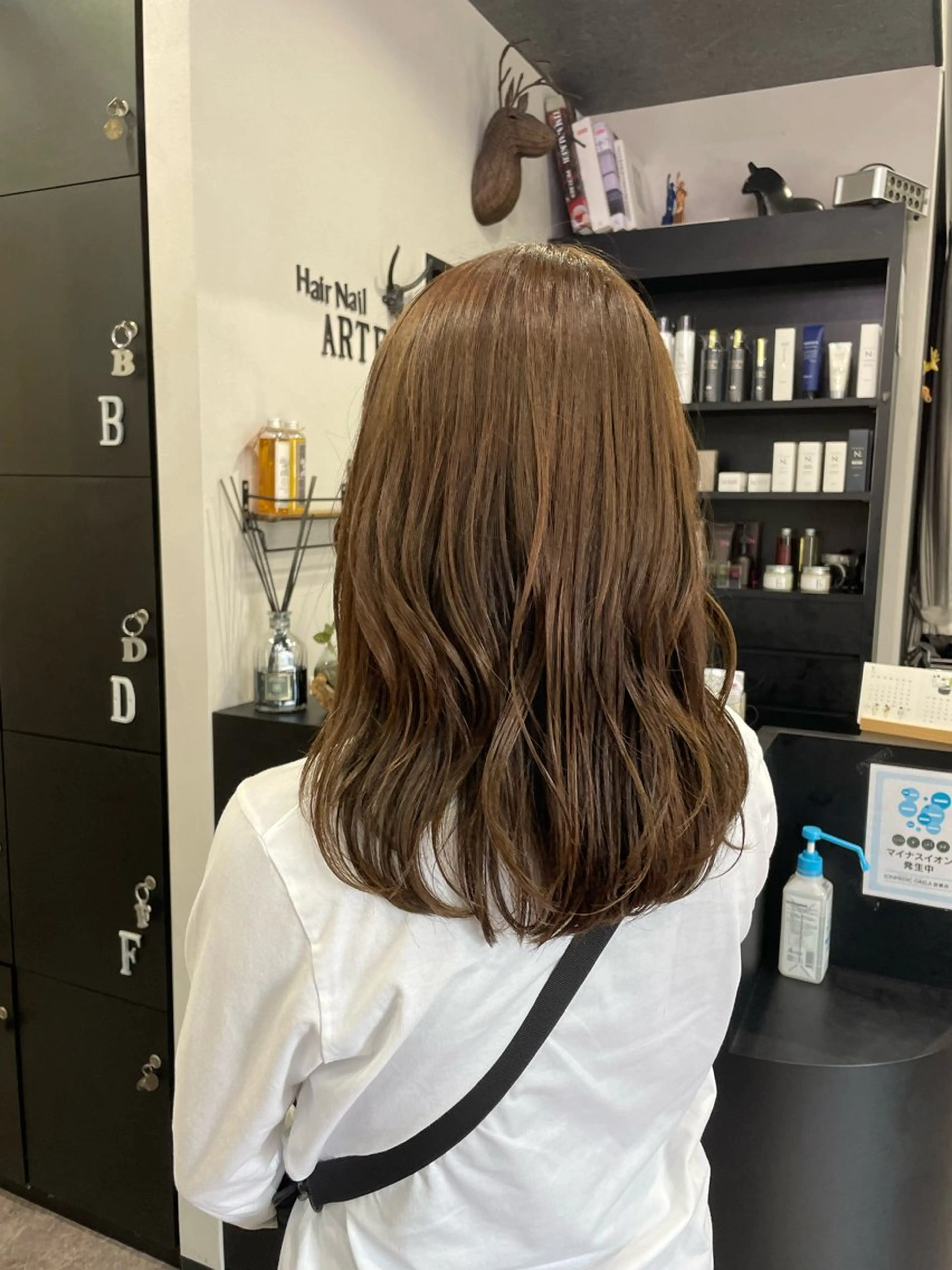 ロング カラー 友滝 真菜美のヘアスタイル