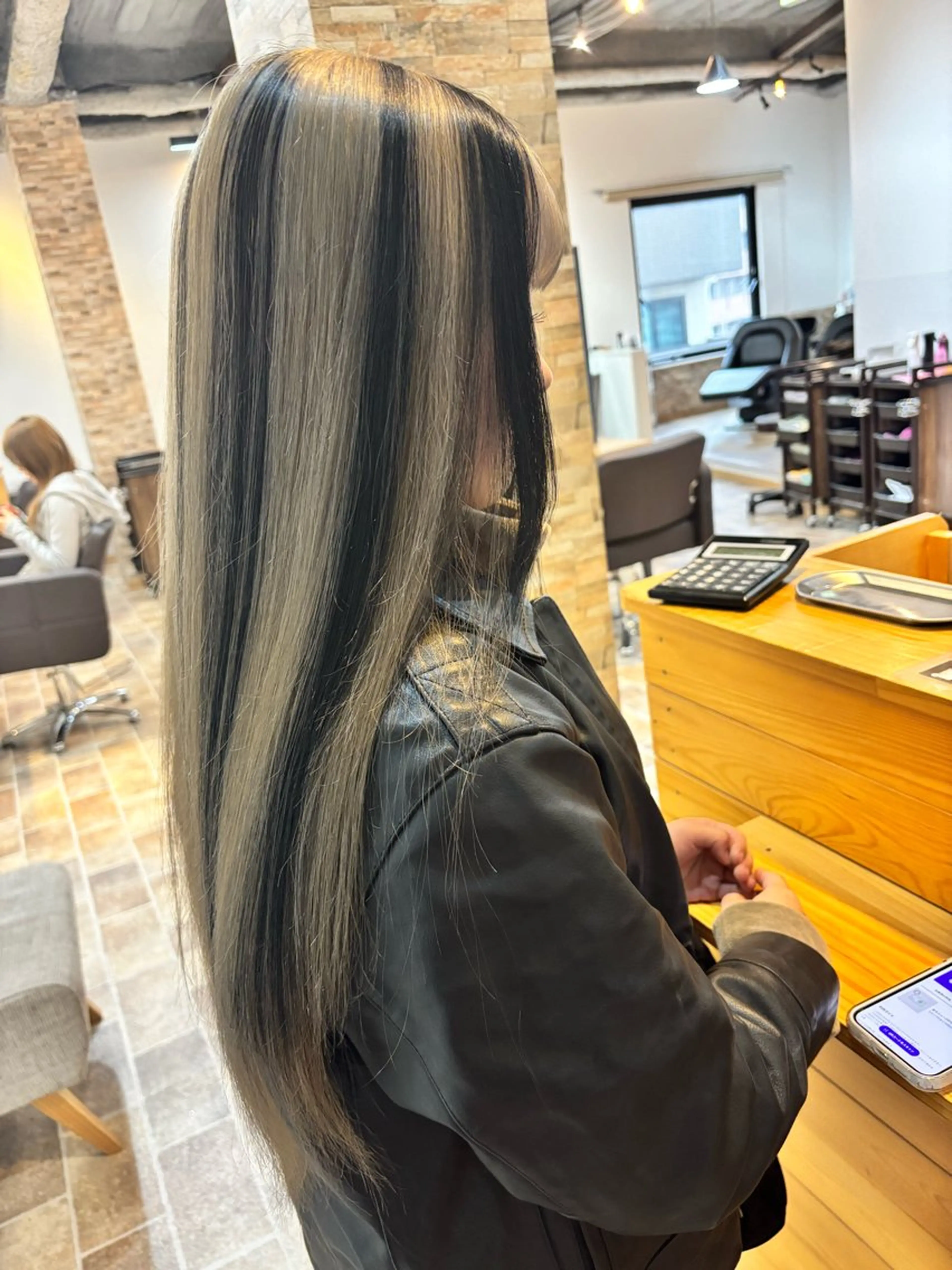 ロング カラー ヘアカラー&縮毛矯正 STAR☆RIVERのヘアスタイル