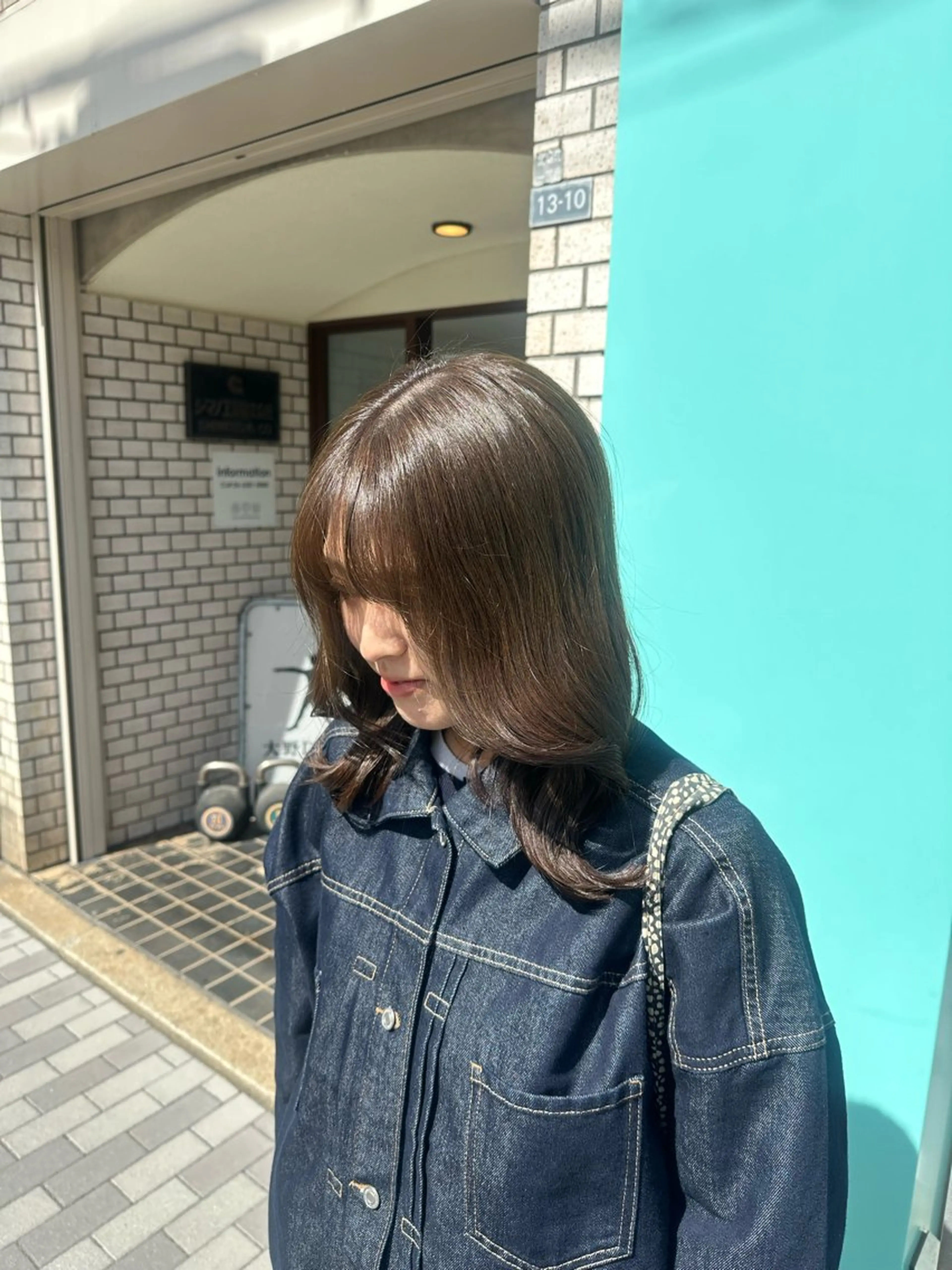 セミロング カラー ヘアカラー LeeHorie MIUのヘアスタイル