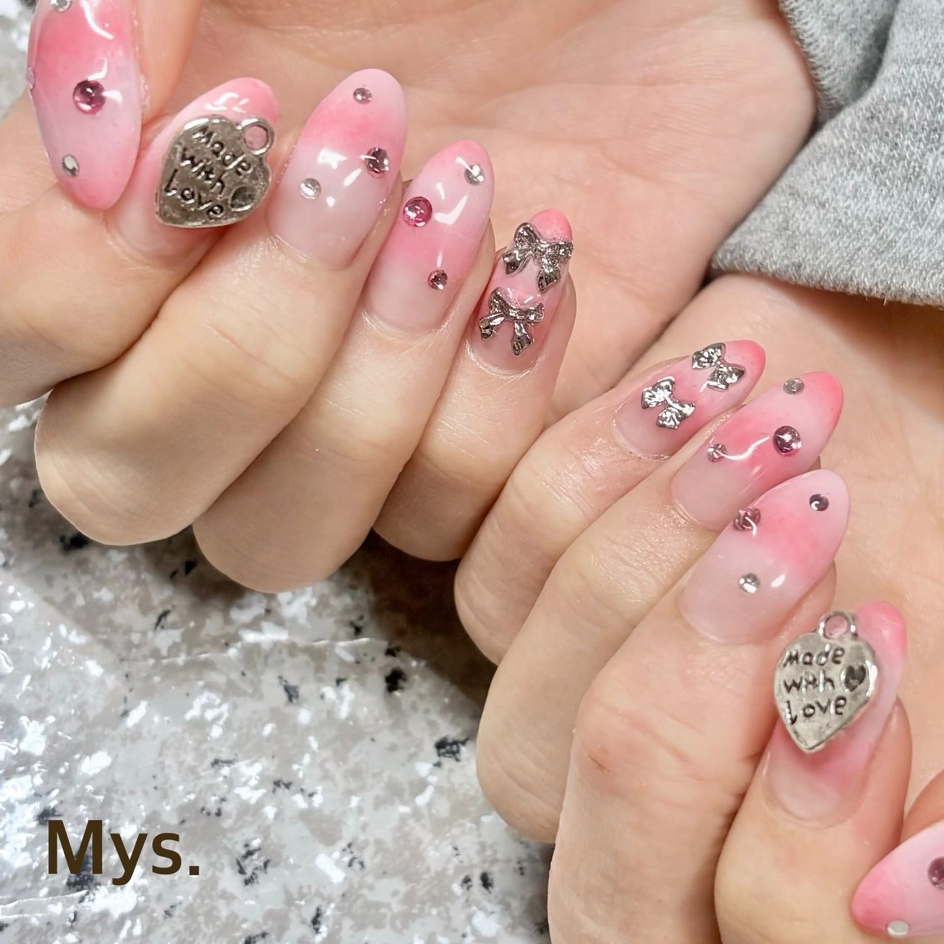 ネイル ハンドネイル Mys. 三上紗紀のネイルデザイン