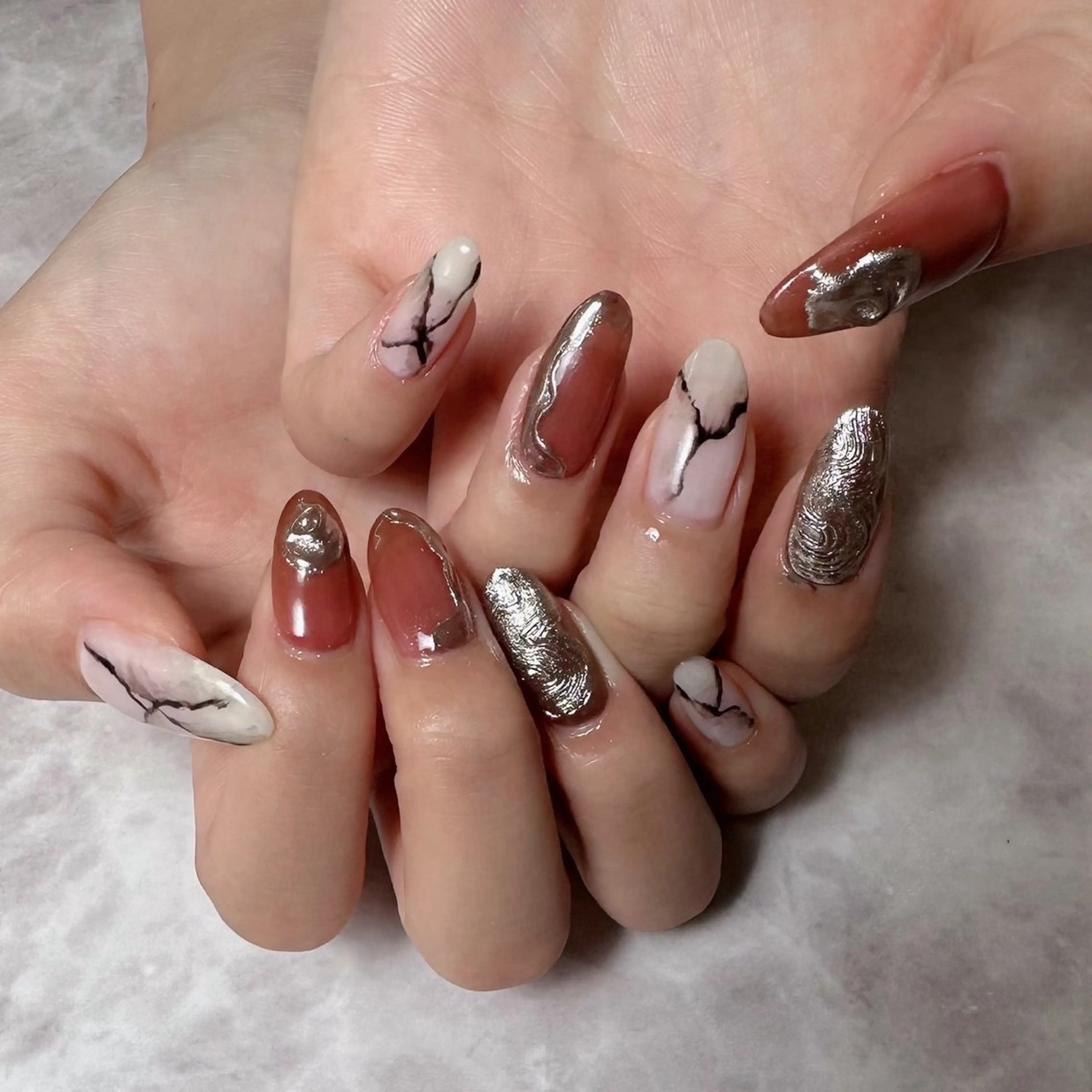 ネイル 丸山 春花のネイルデザイン