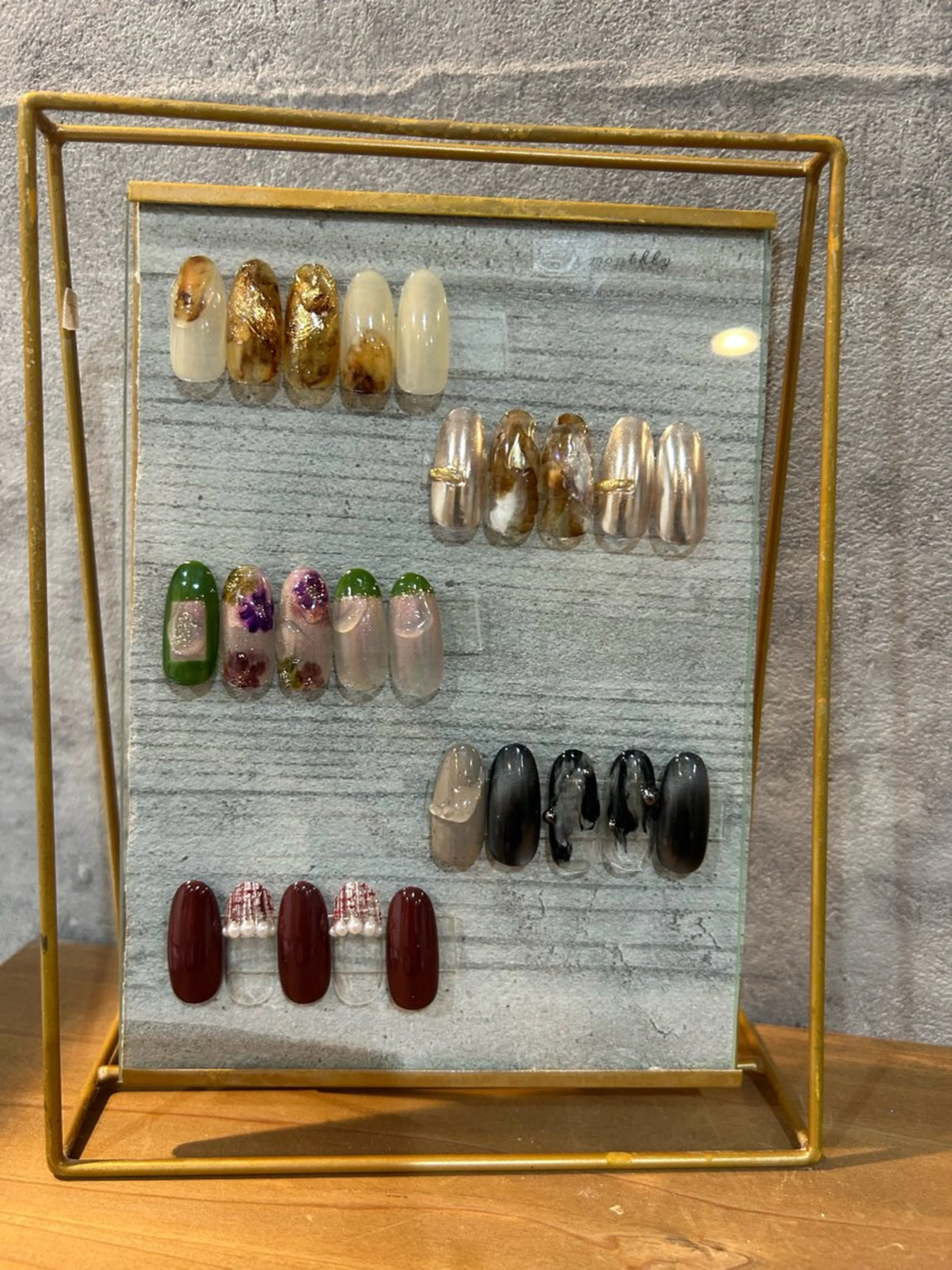 ネイル べっ甲ネイル Lusso Nozomiのネイルデザイン