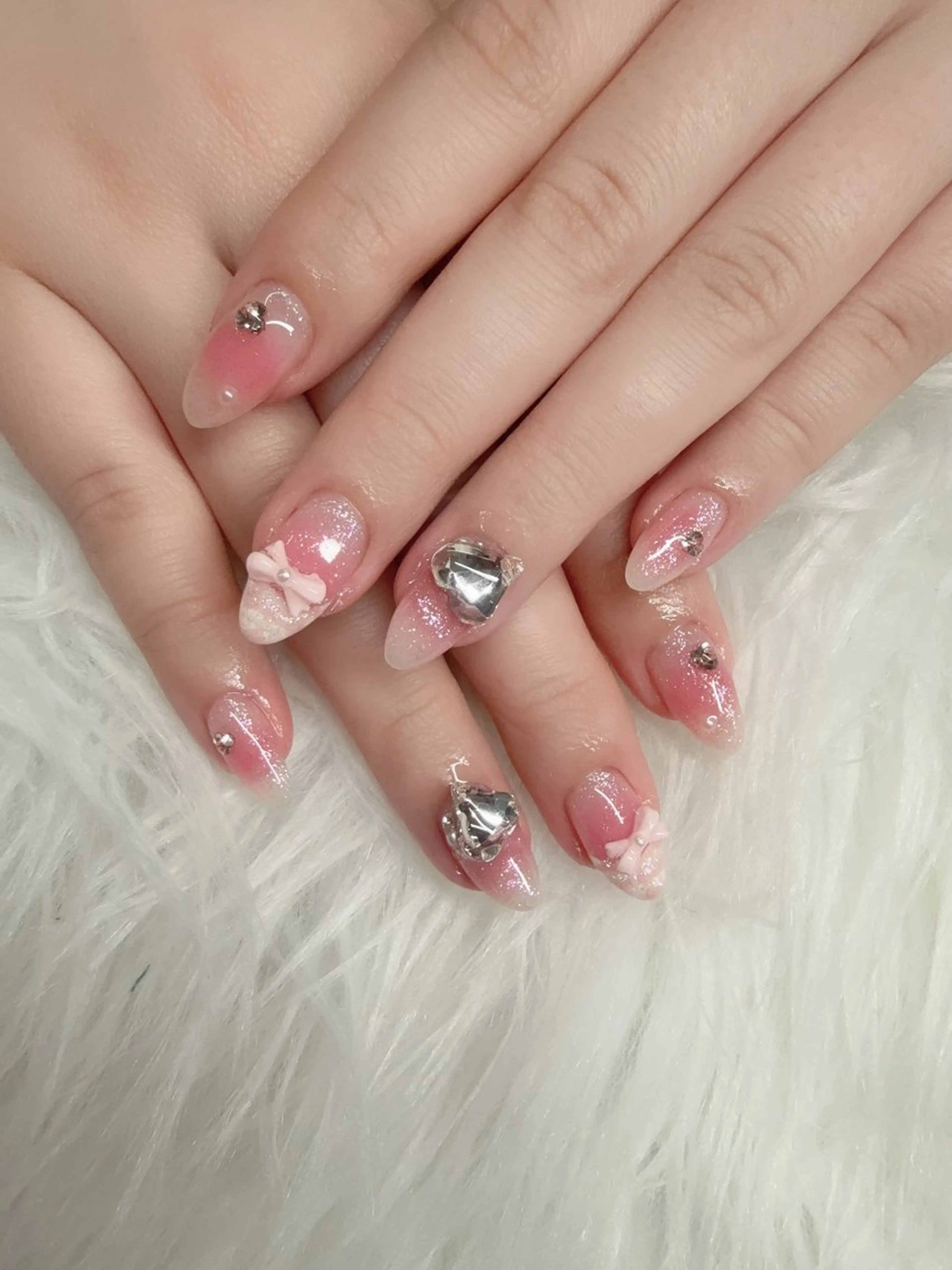 ネイル フレンチネイル グラデーション マグネットネイル ミラーネイル yurinail所属・yuri nail 高田馬場のネイルデザイン